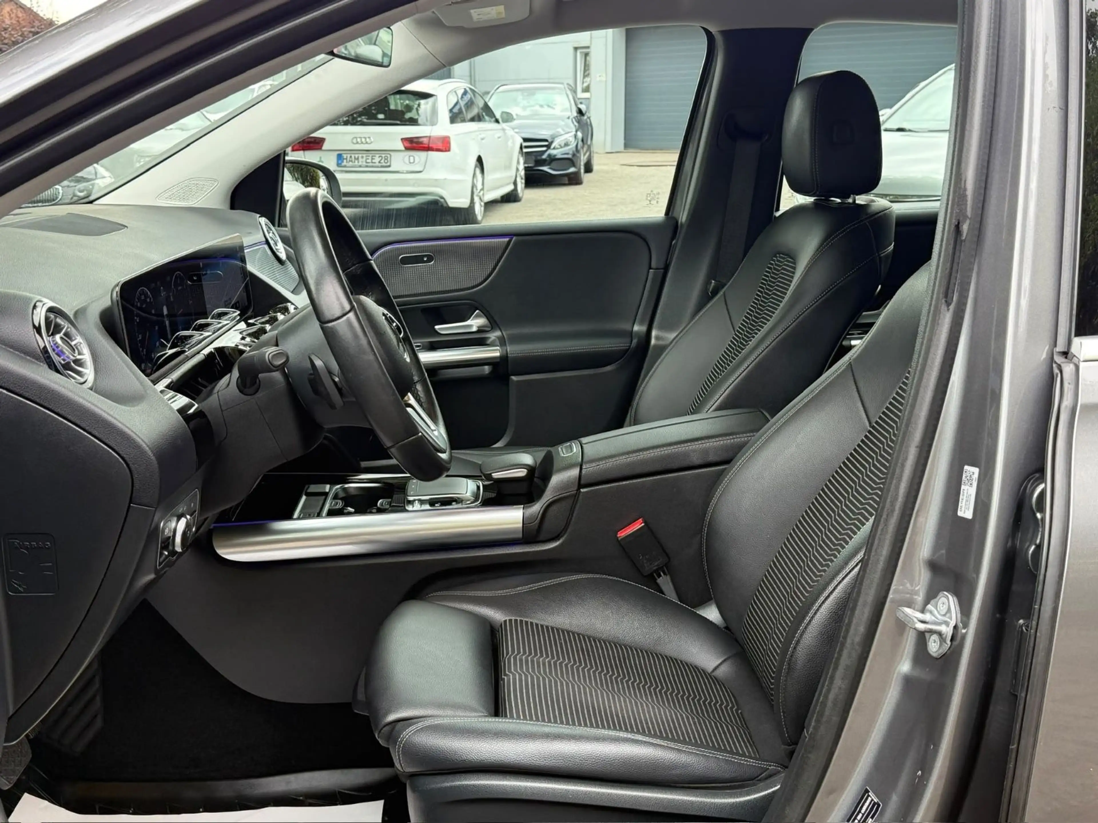 Mercedes-Benz B 220 d*AUTOMATIK*NAVI*LEDER*KAMERA*LED* — photo 10