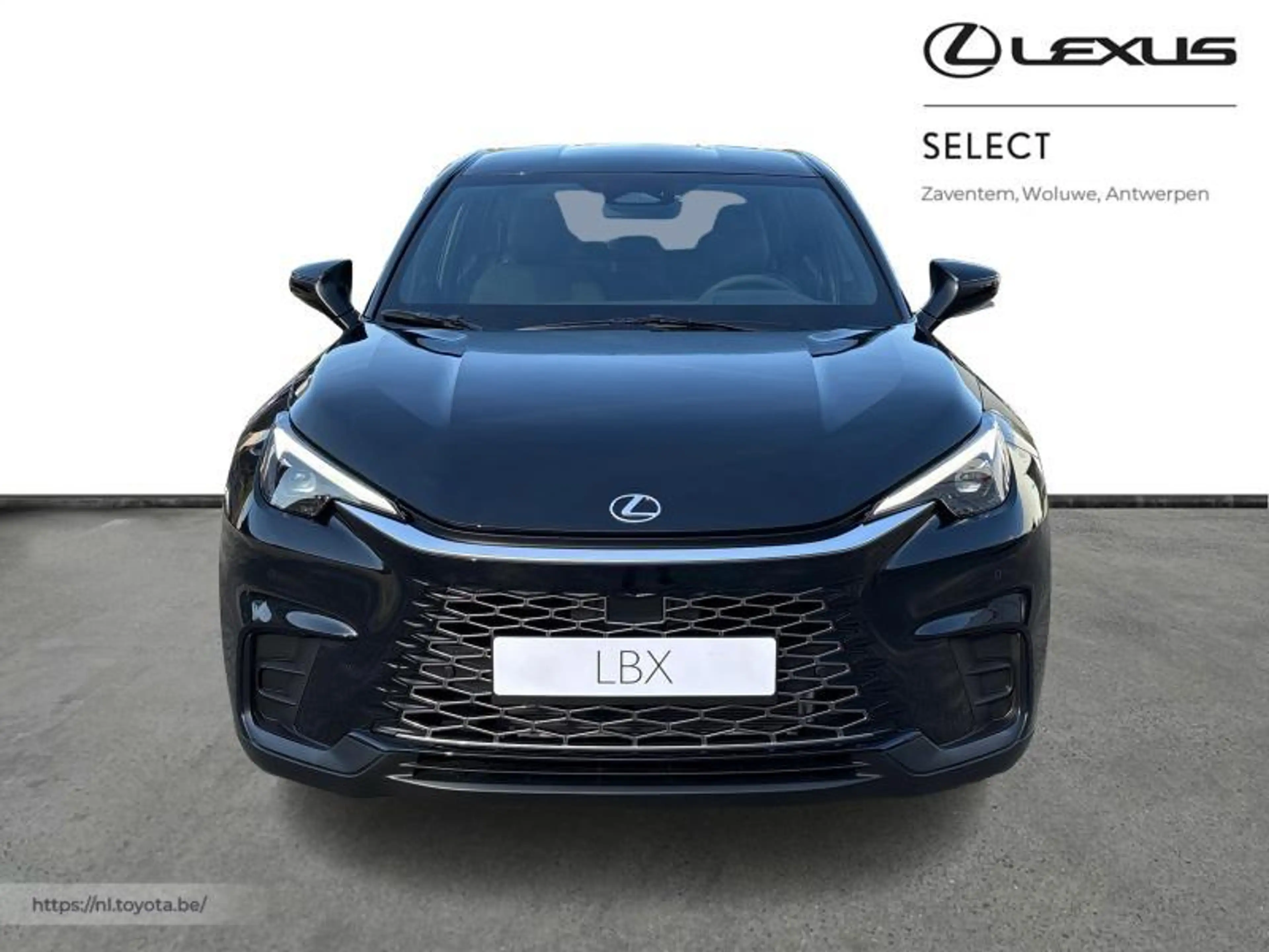 Lexus LBX Base + Comfort & Parking Sensors — photo 5