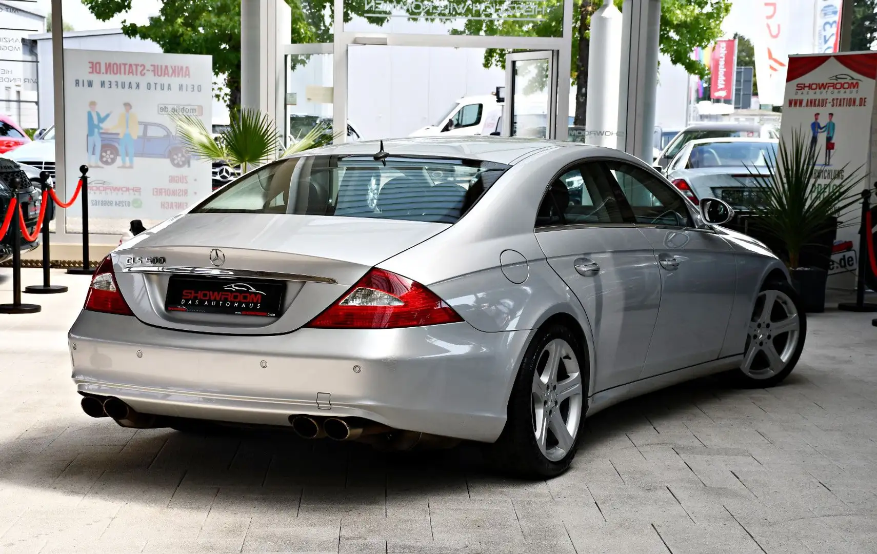Mercedes-Benz CLS 500 M113 Klappenauspuff Massage Bi-Xenon Argent - 2