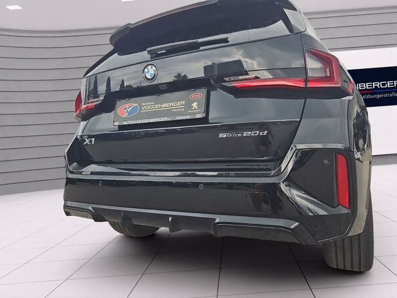BMW X1 20 d s M Sport 6Jahre Garantie 8Fach — photo 4