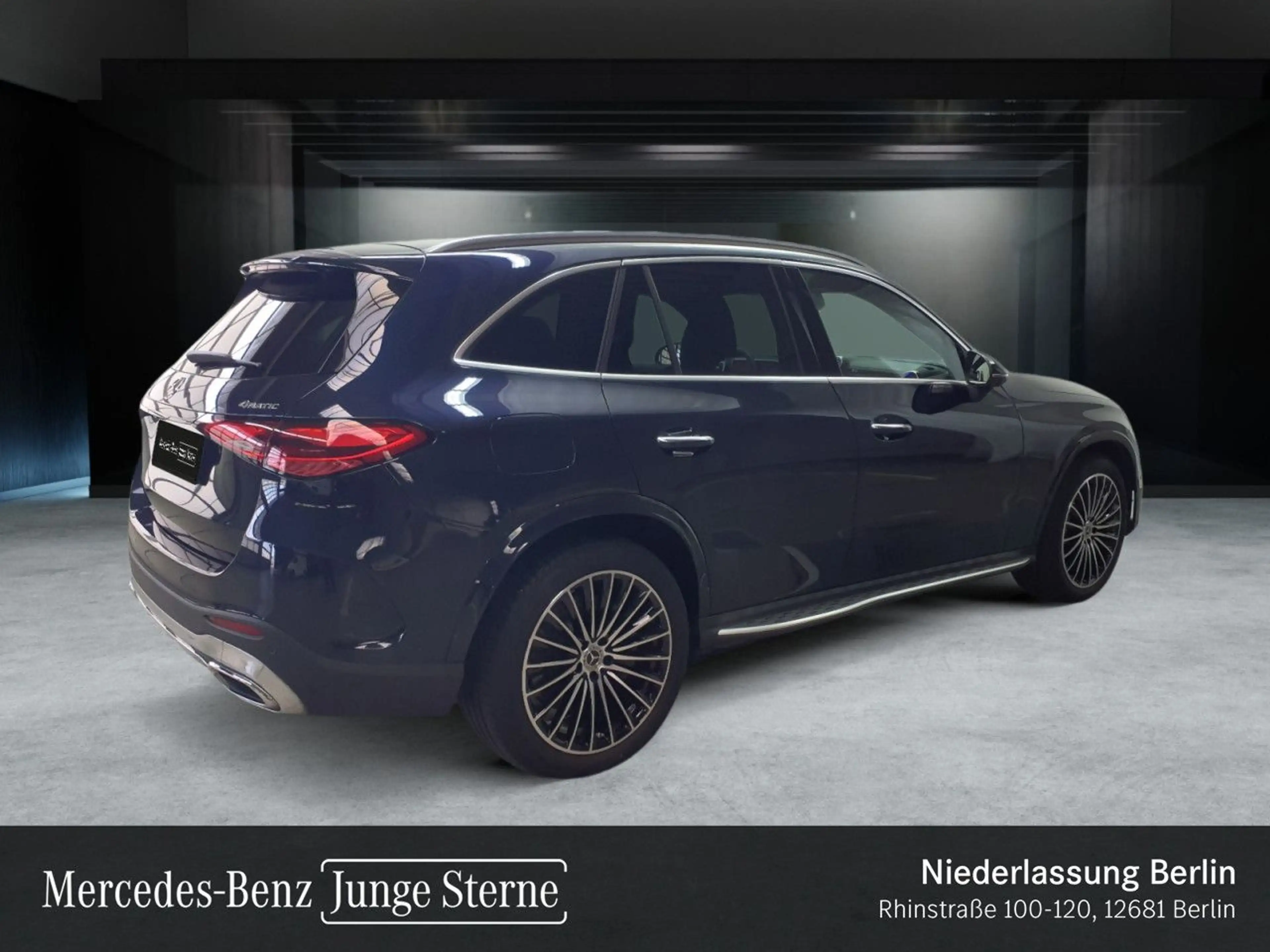 Mercedes-Benz GLC 300 e 4M AMG+PANO+360+AHK+BURMESTER+KEYLESS+9G — photo 4