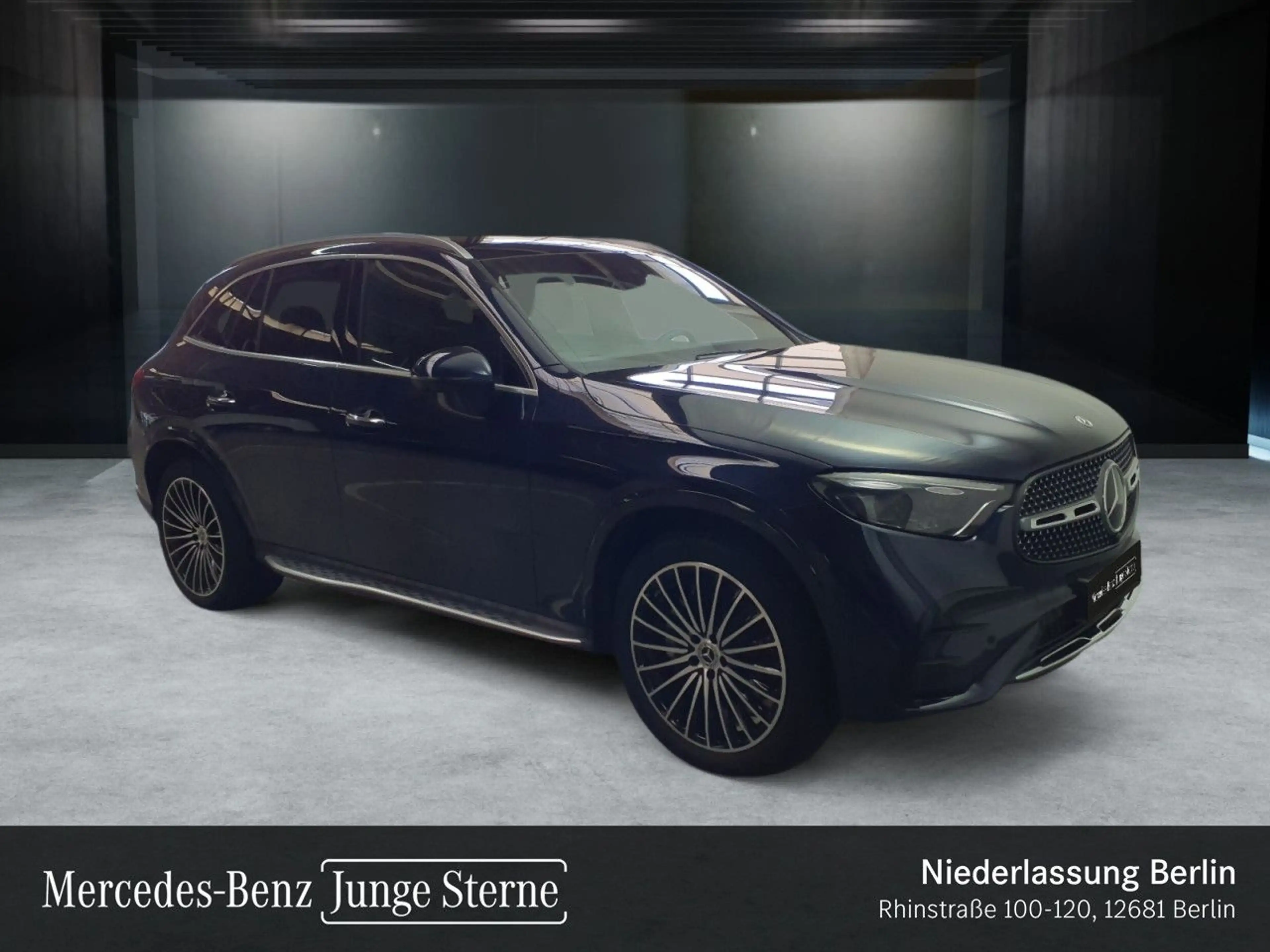 Mercedes-Benz GLC 300 e 4M AMG+PANO+360+AHK+BURMESTER+KEYLESS+9G — photo 2