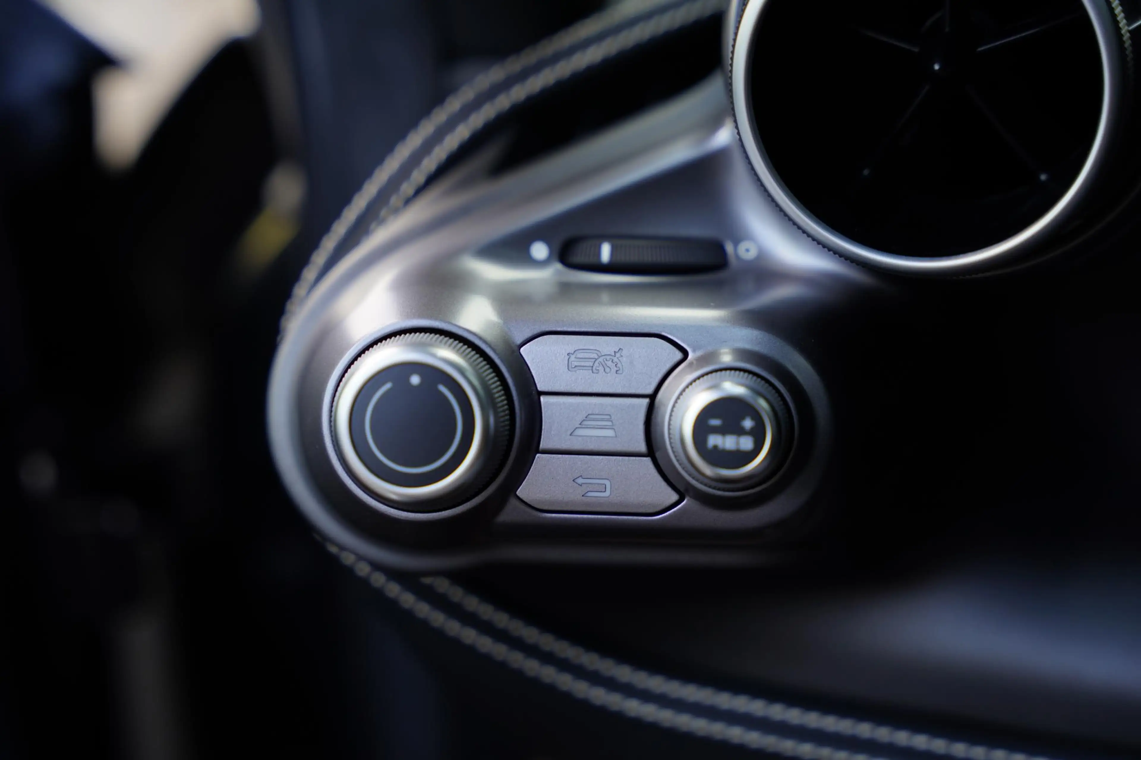 Ferrari F8 Tributo 3.9 V8 HELE / 6D KM / Full Carbon Interior + Exter — photo 14