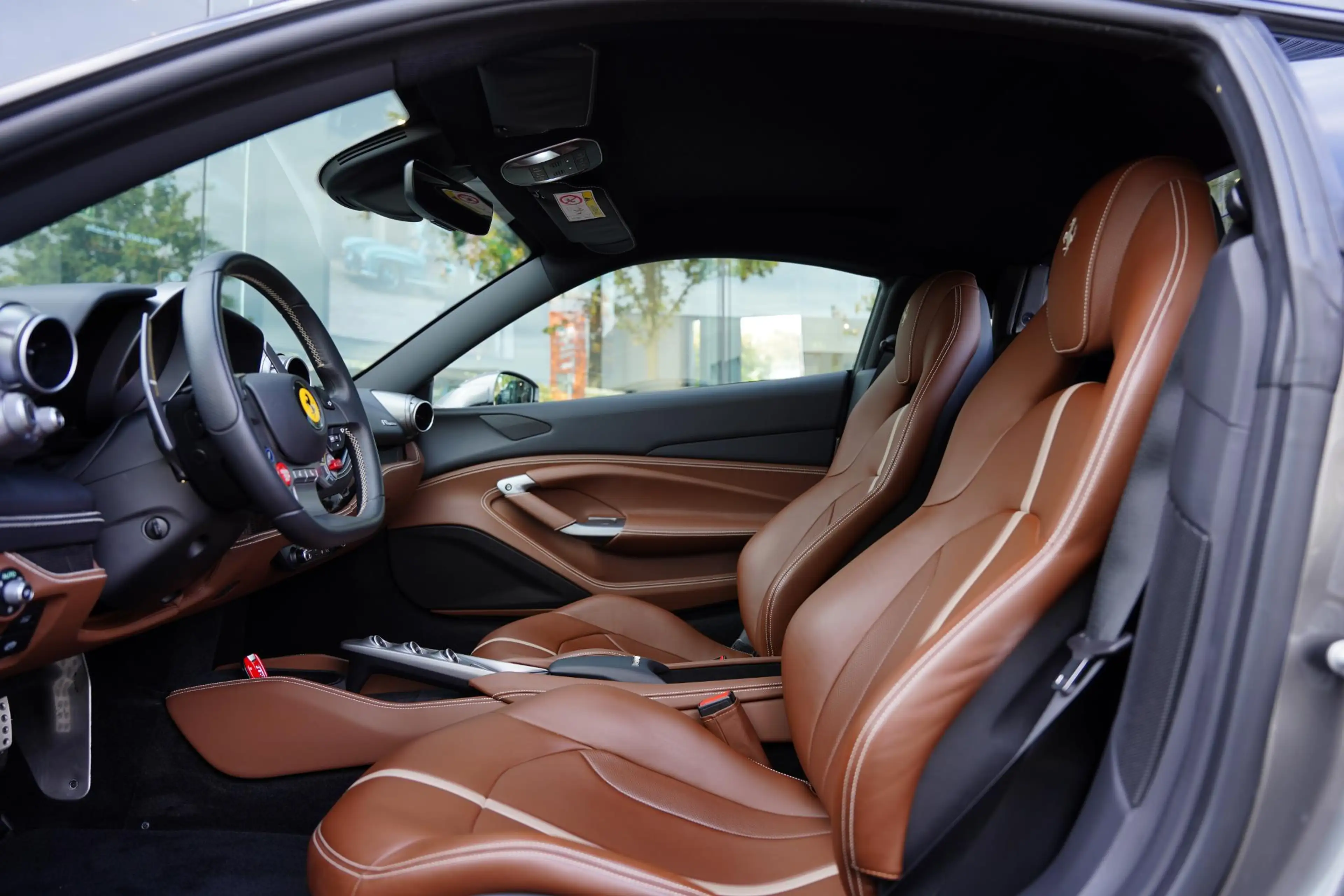 Ferrari F8 Tributo 3.9 V8 HELE / 6D KM / Full Carbon Interior + Exter — photo 5