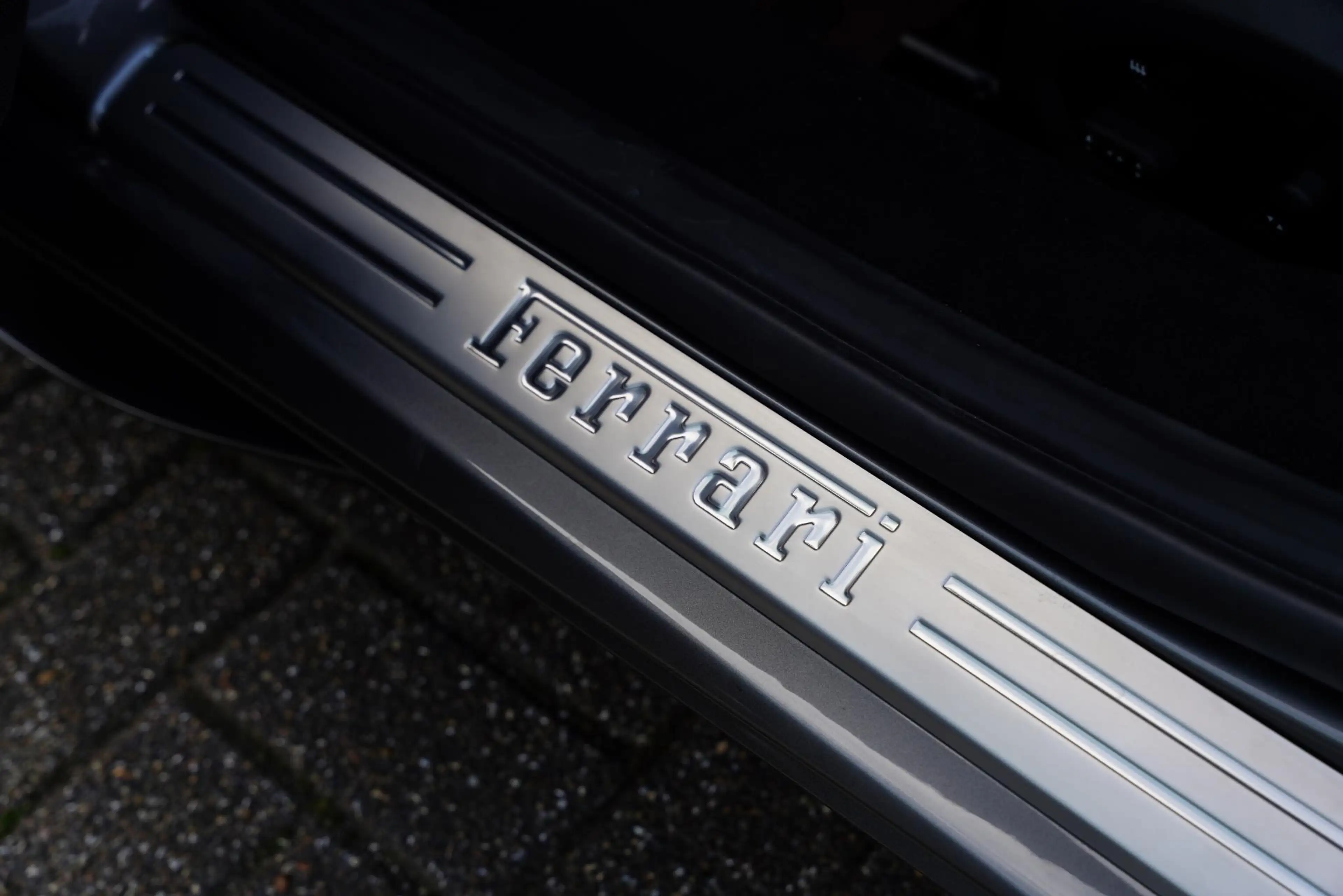 Ferrari F8 Tributo 3.9 V8 HELE / 6D KM / Full Carbon Interior + Exter — photo 21