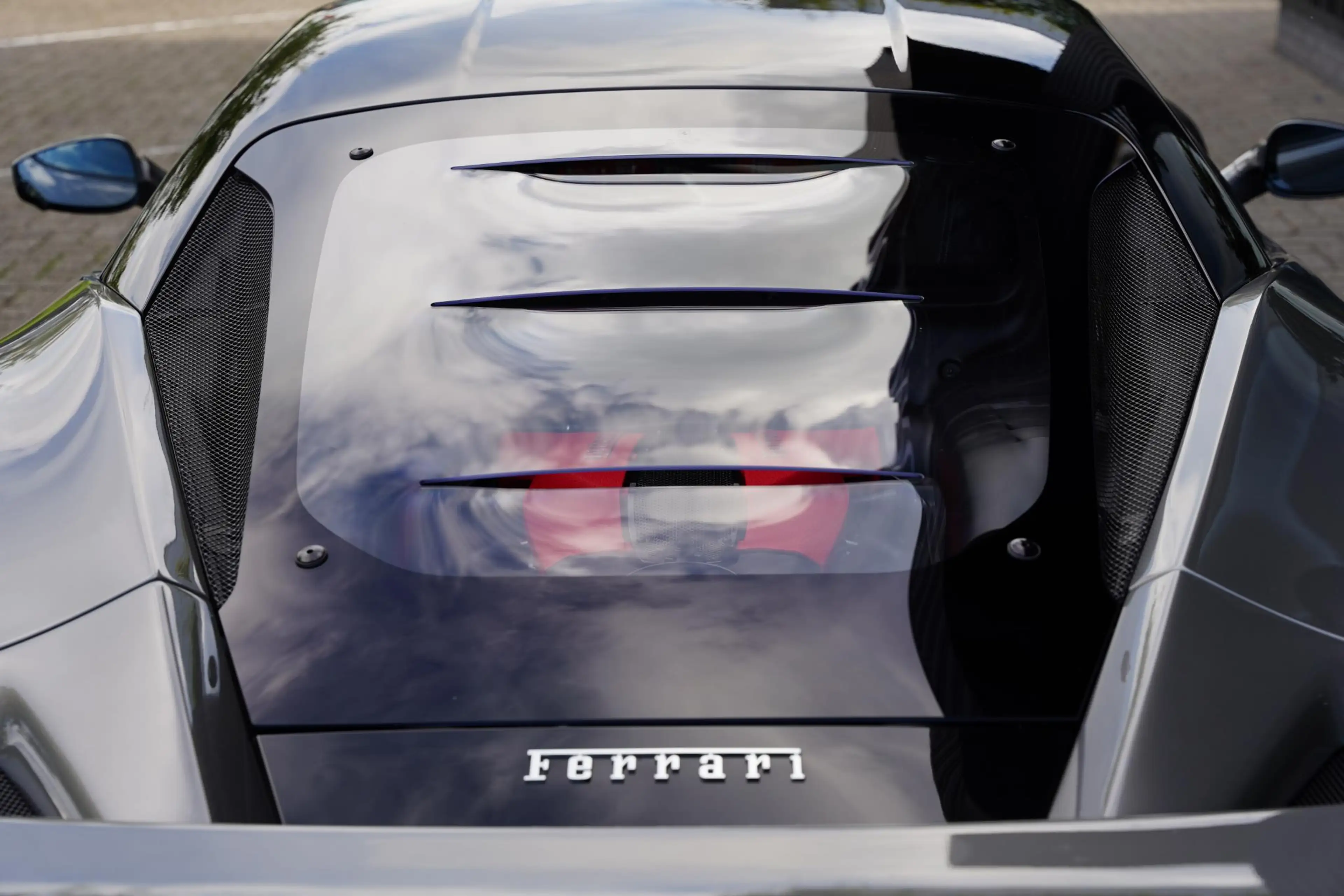 Ferrari F8 Tributo 3.9 V8 HELE / 6D KM / Full Carbon Interior + Exter — photo 33