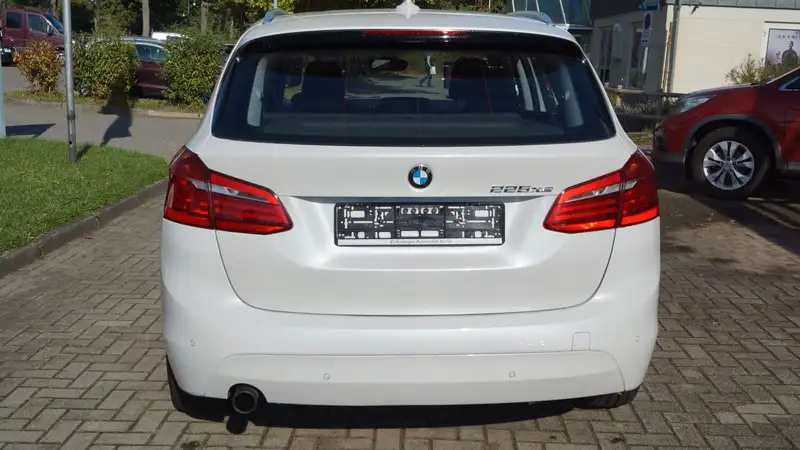 Annonce voiture d'occasion BMW 225 - CARADIZE