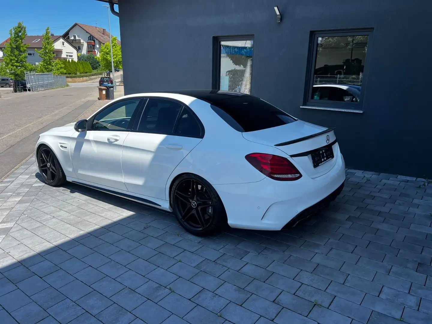 Mercedes-Benz C 63 AMG C -Klasse Lim. Blanc - 2
