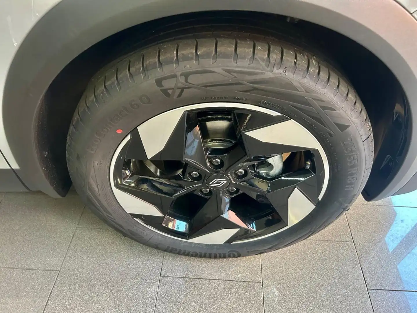 Renault Captur ECO-G 100 CV Techno Safety & Navi & winter Packs Grijs - 2