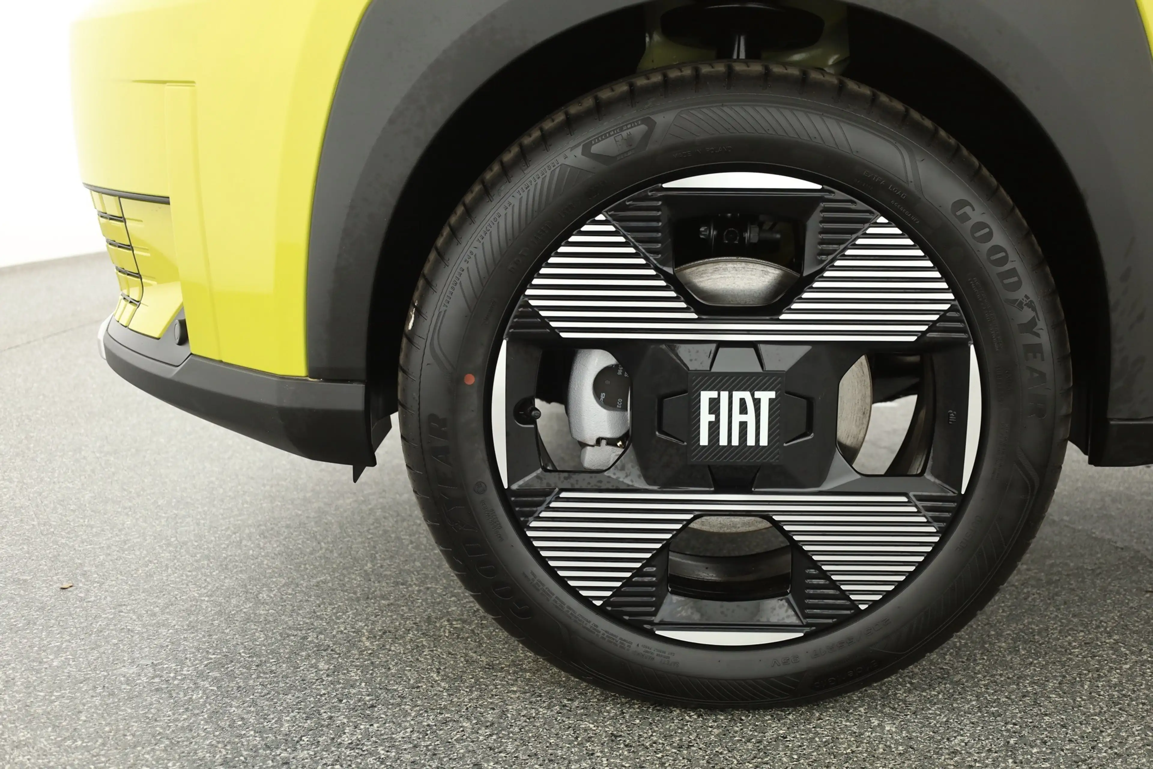 Fiat Grande Panda La Prima 1.2 Hybrid Aut. LED Navi — photo 29