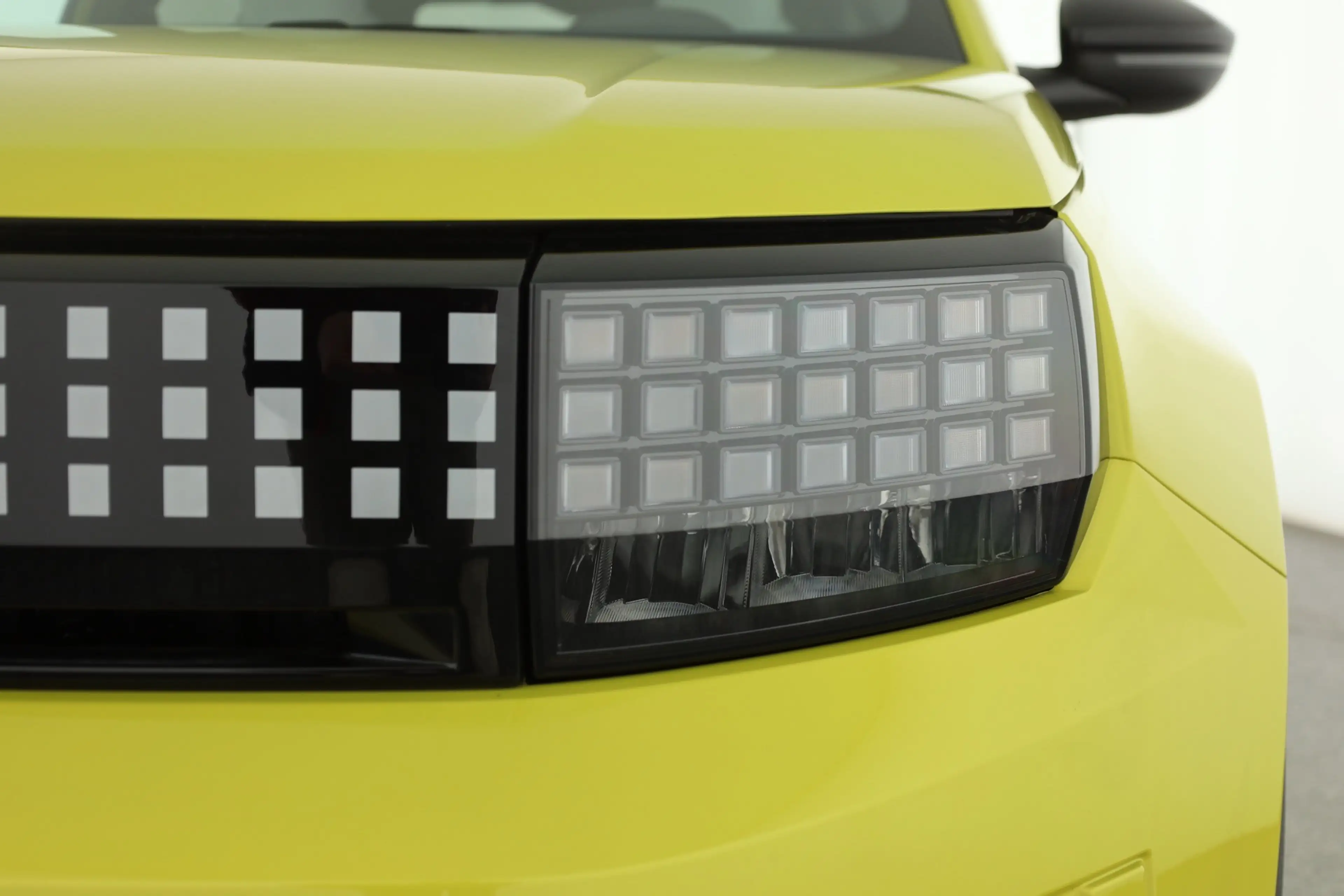 Fiat Grande Panda La Prima 1.2 Hybrid Aut. LED Navi — photo 27