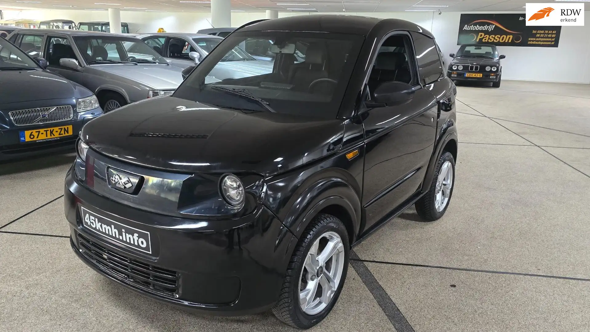 Ligier Myli Brommobiel G.OOD 4 kWh 2700km!! Nieuwstaat. Vol el Zwart - 1