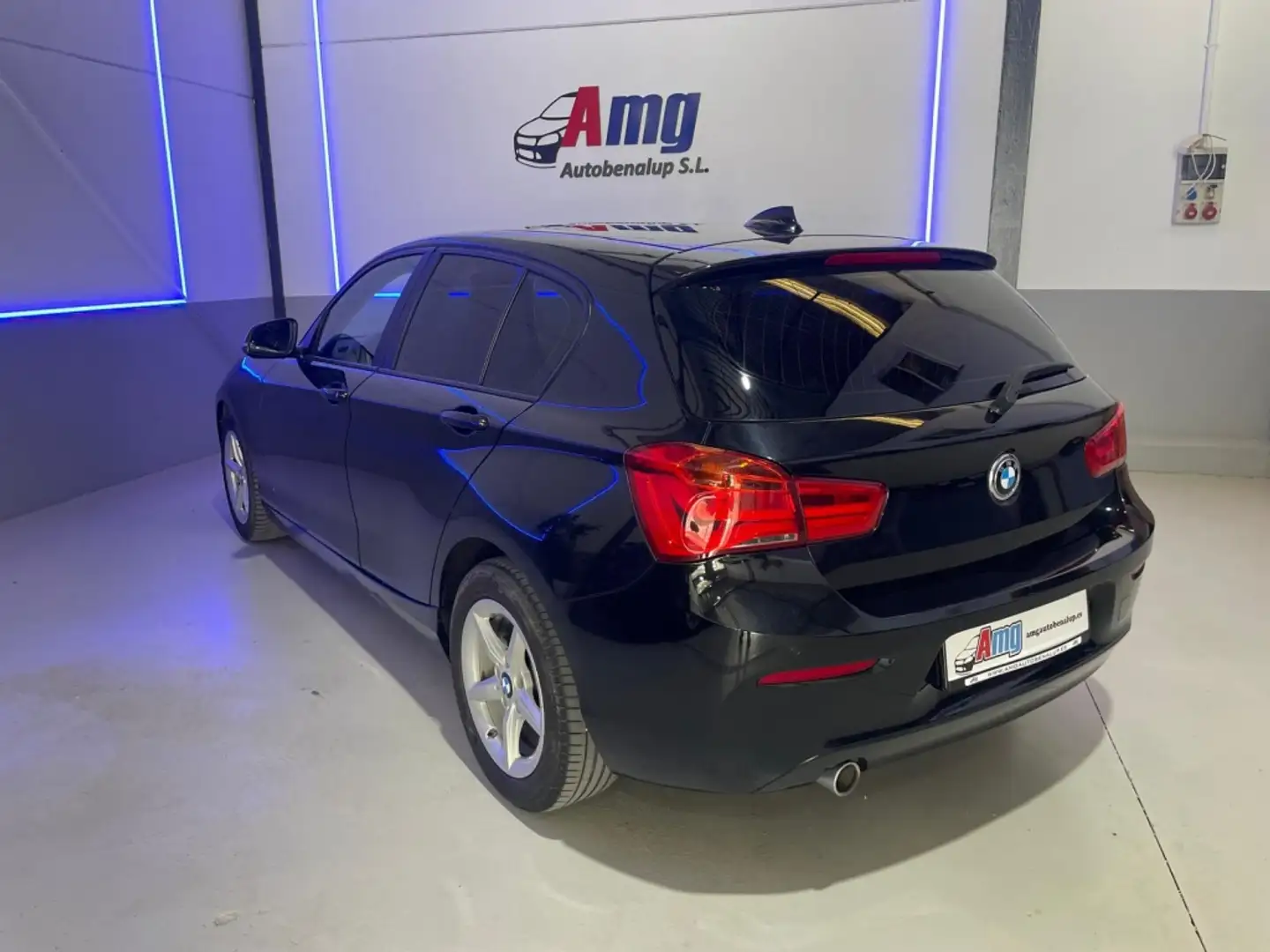 BMW 116 116d Negro - 2
