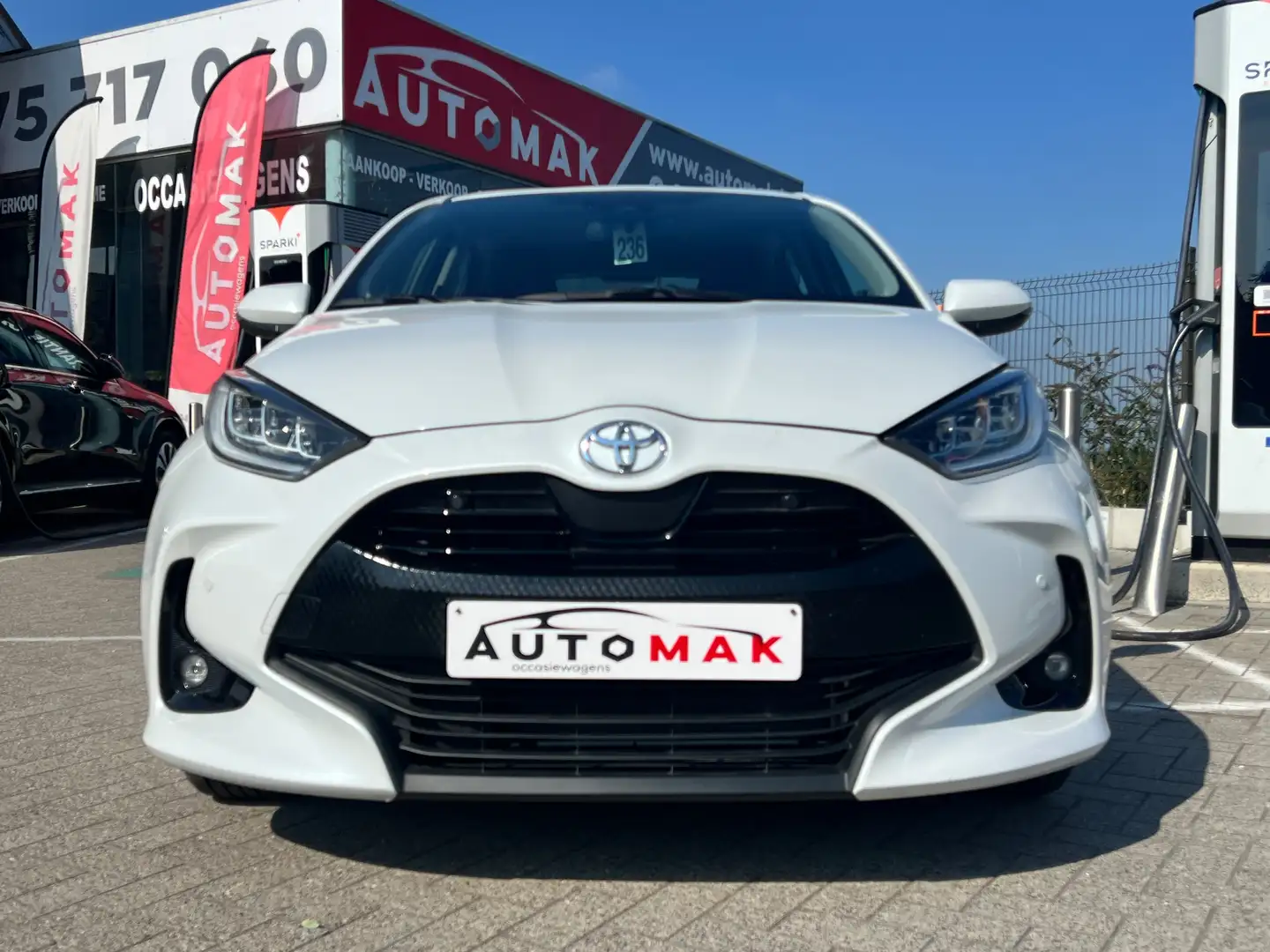 Toyota Yaris Yaris 1.5i Dual VVT-iE Iconic CVT Blanc - 1