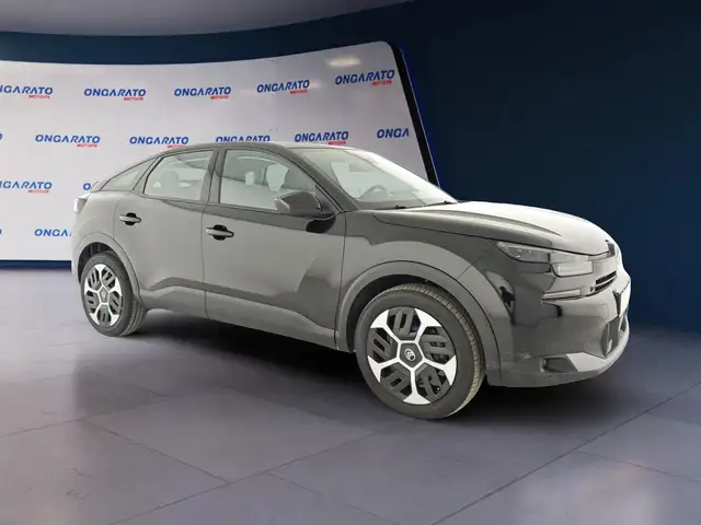 Citroen C4 view 3
