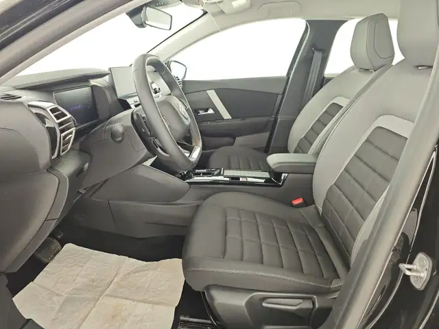 Citroen C4 view 14