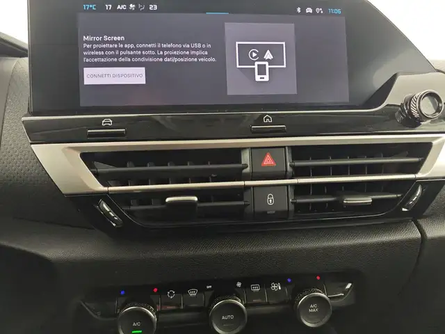 Citroen C4 view 9