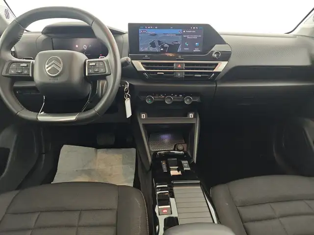 Citroen C4 view 6