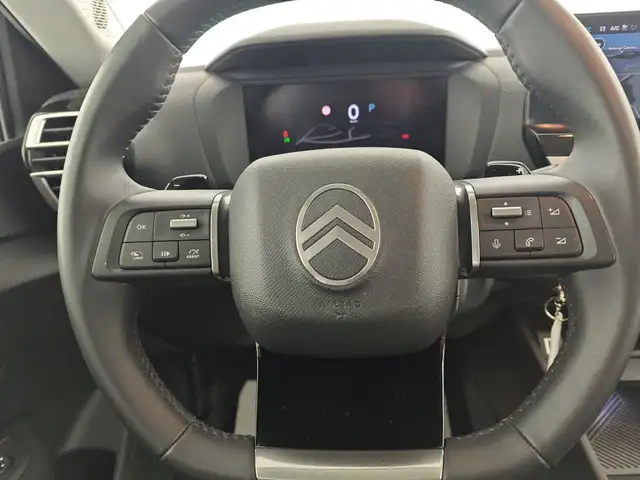 Citroen C4 view 7