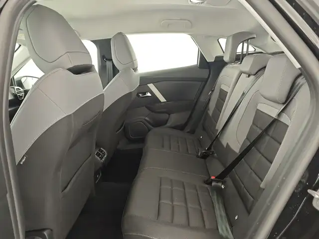 Citroen C4 view 12