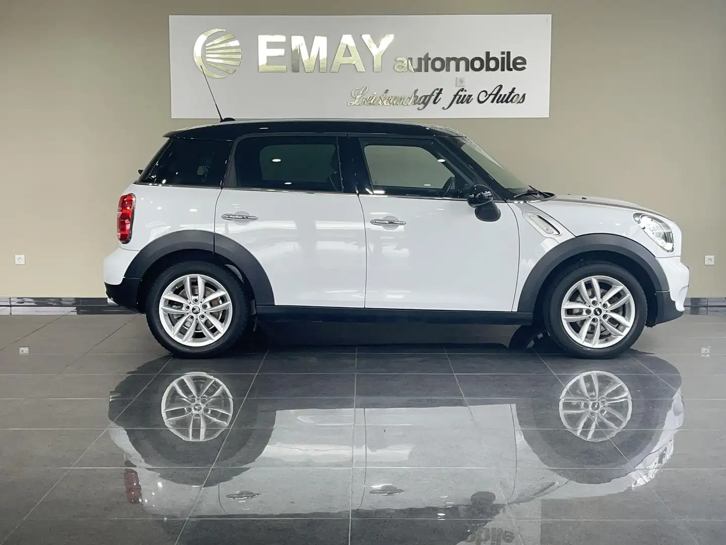 MINI Cooper D Countryman All4 //Leder/Navi/ Weiß - 2