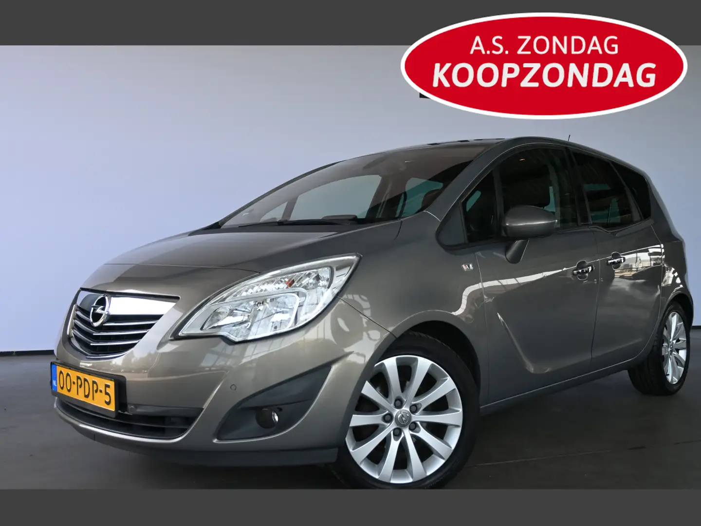 Opel Meriva 1.4 Turbo Cosmo Airco Navigatie Goed Onderhouden! Bruin - 1