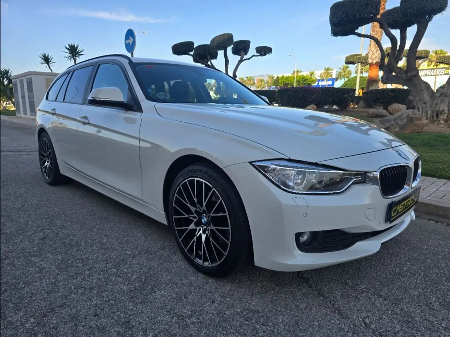 BMW 318 318d Gran Turismo Blanco - 1