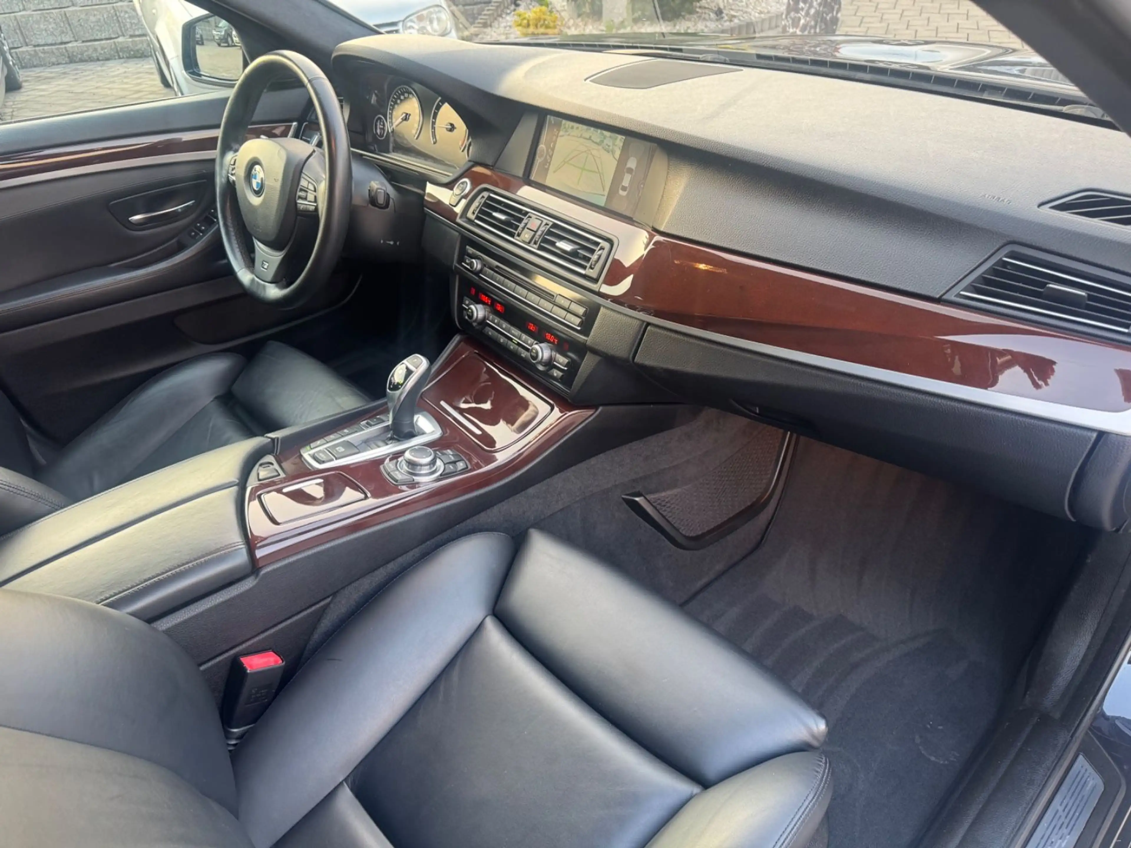 BMW 550 d xDrive/Nightvision/HUD/Massage/Softclose — photo 12