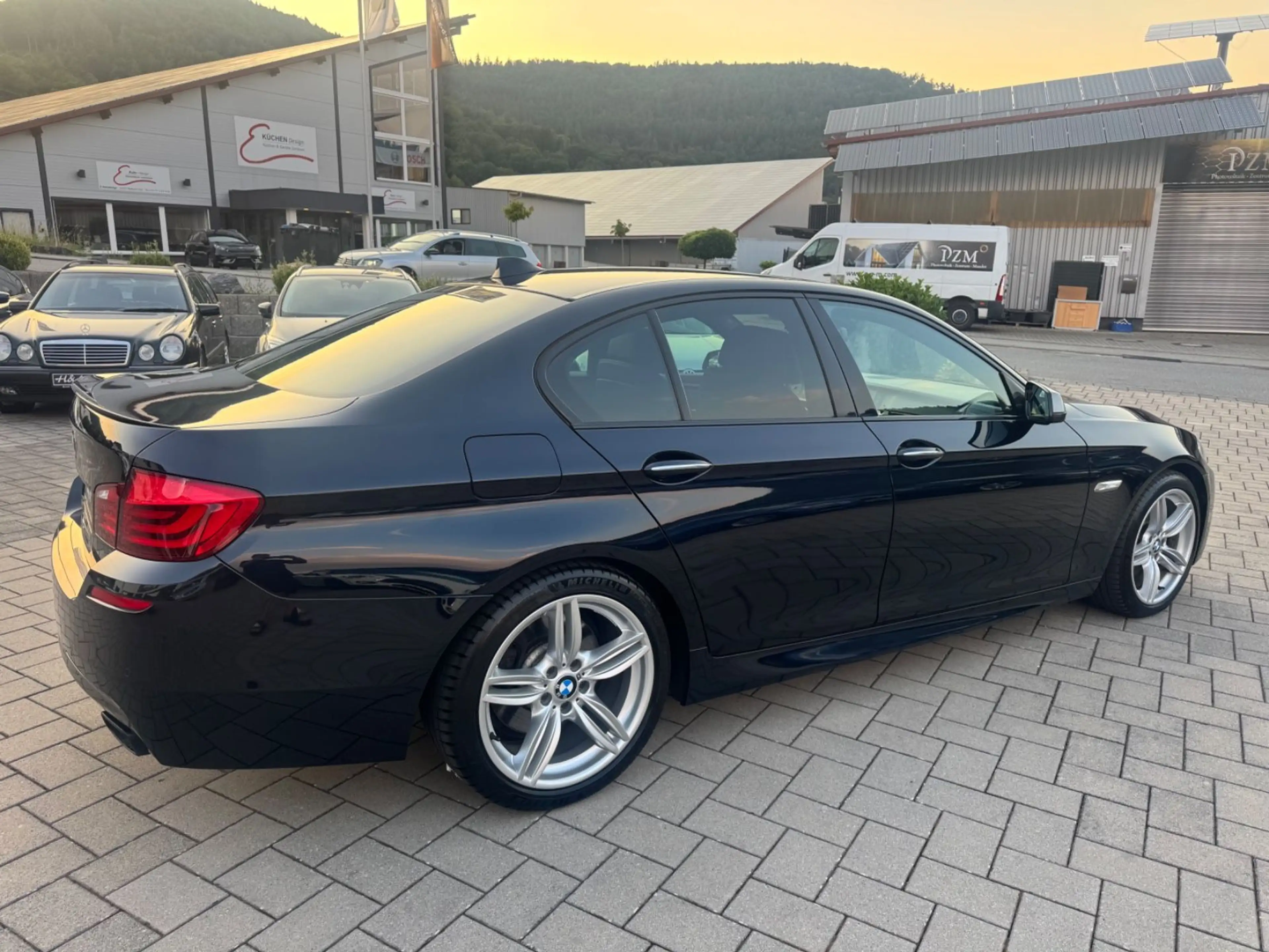 BMW 550 d xDrive/Nightvision/HUD/Massage/Softclose — photo 6