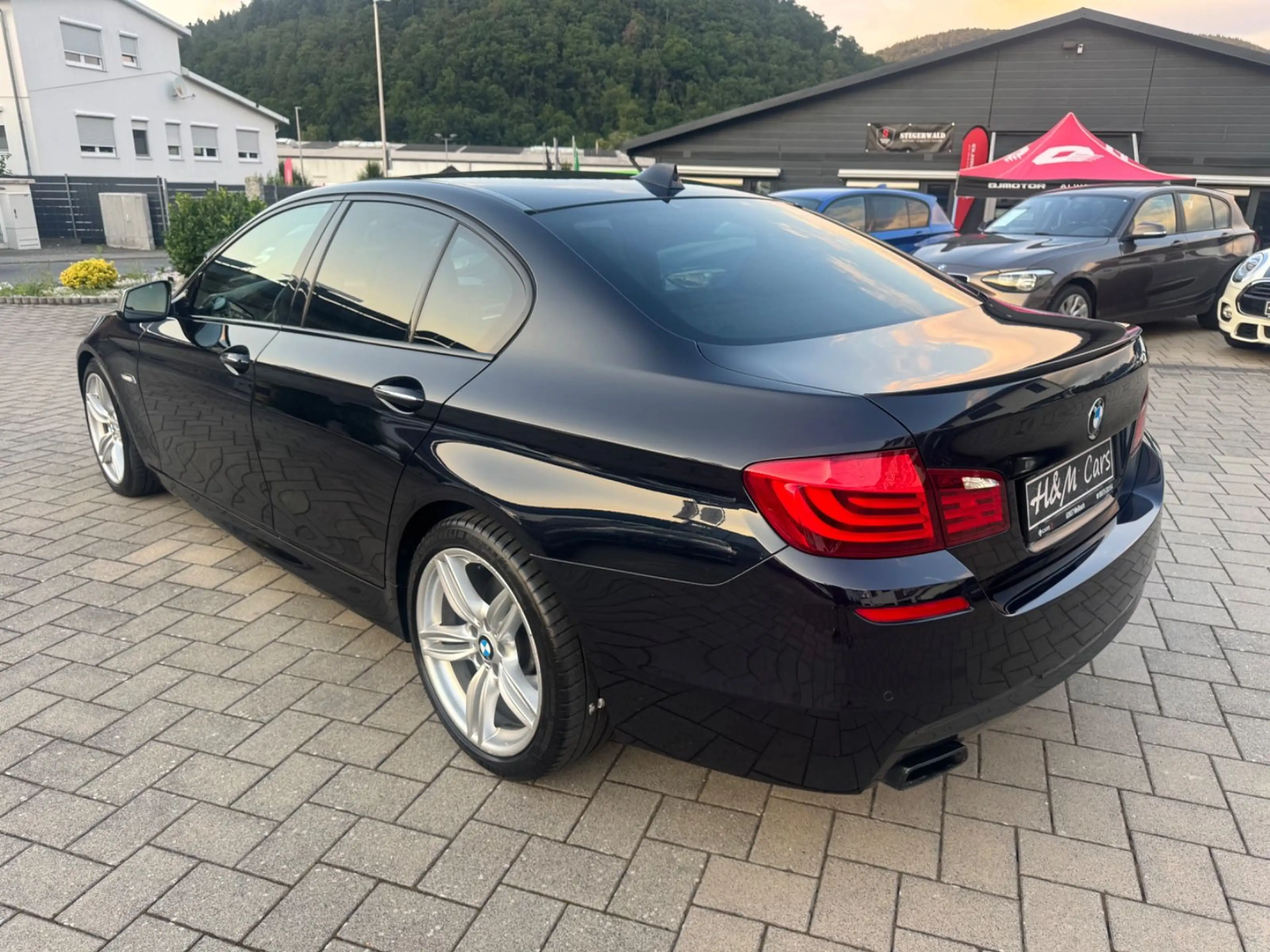 BMW 550 d xDrive/Nightvision/HUD/Massage/Softclose — photo 4