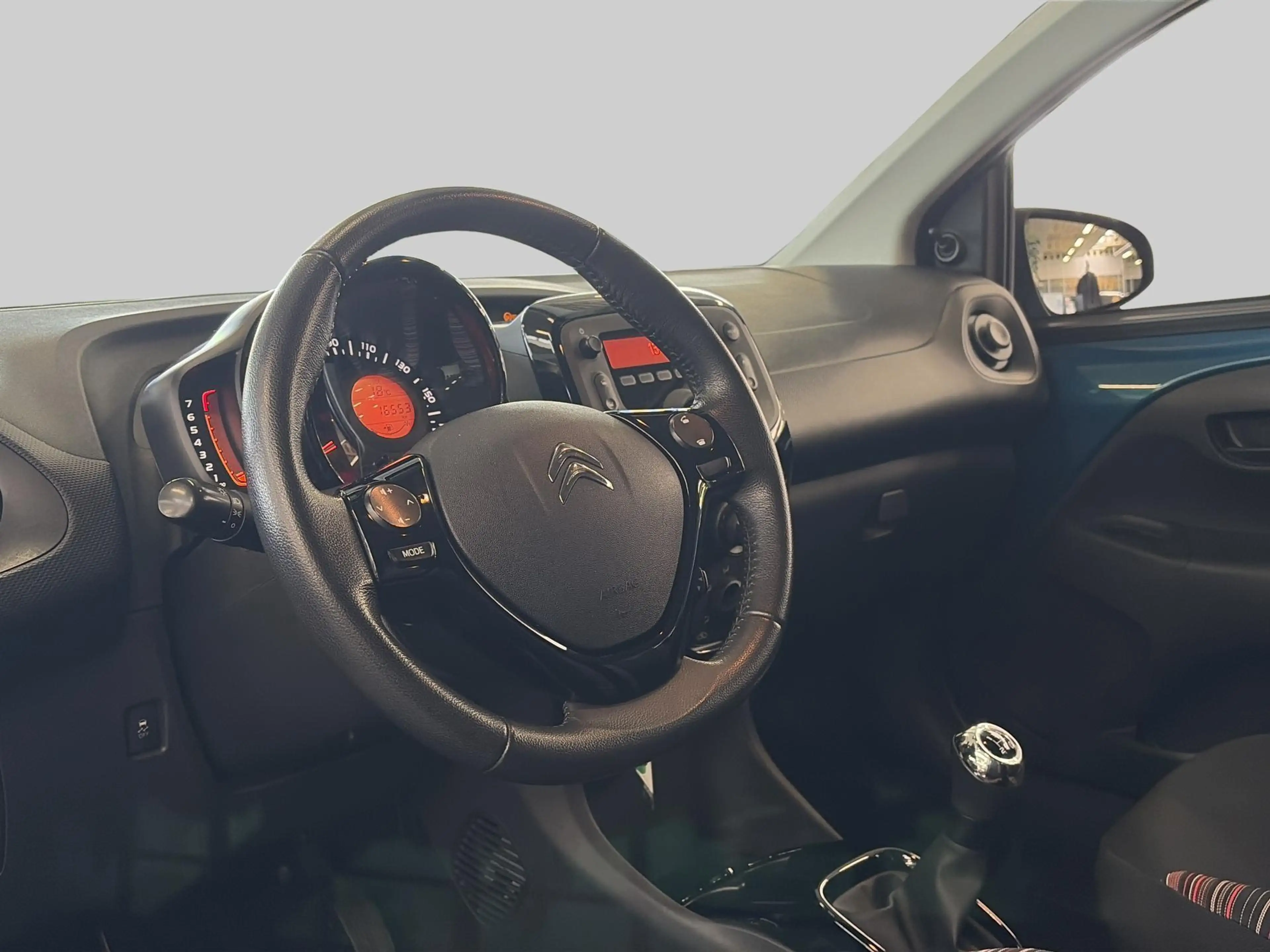 Citroen C1 1.0 VTi Feel Slechts 16.608 km! Unieke kans! — photo 4