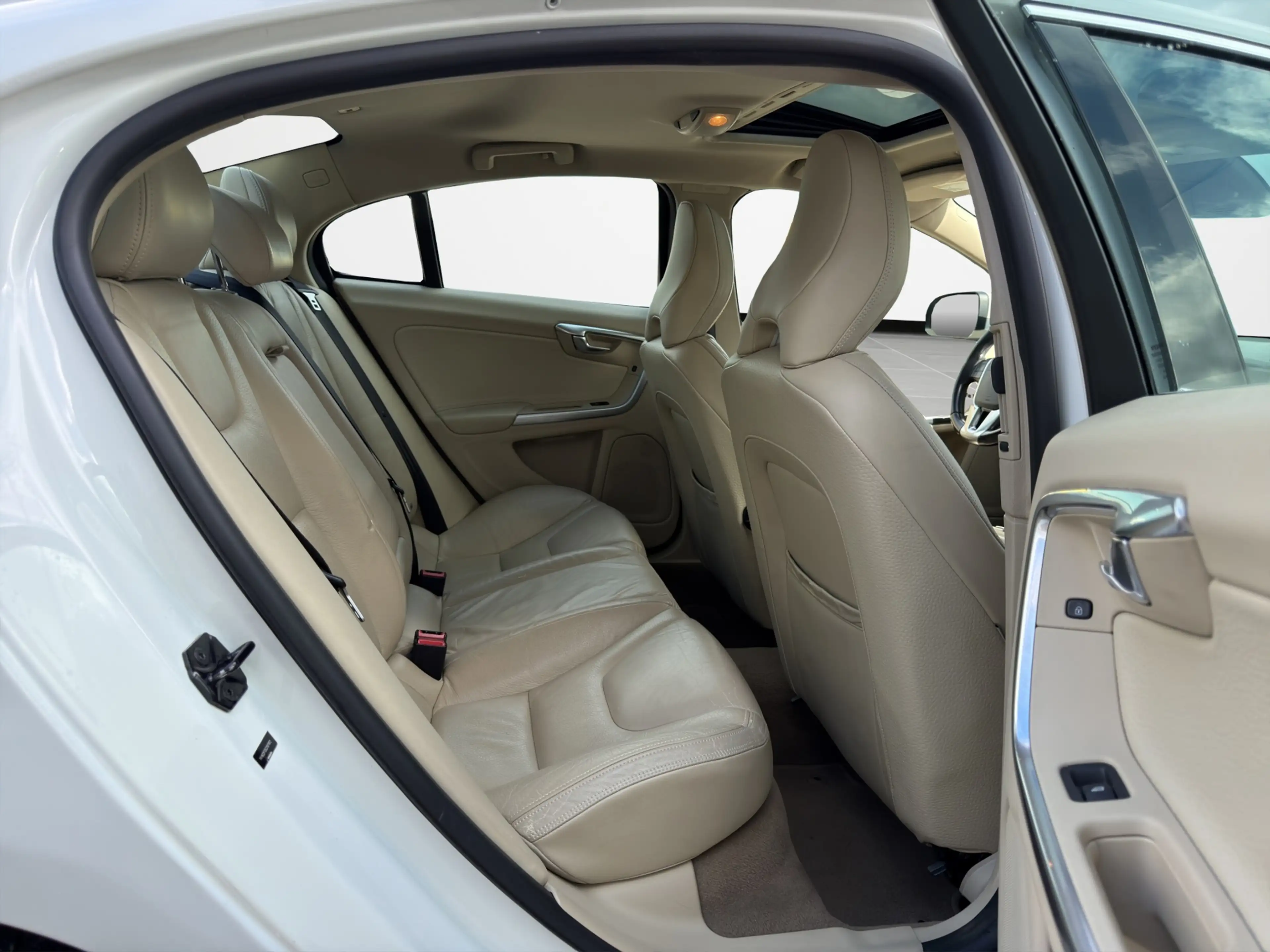 Volvo S60 2.5T CLIMA|CRUISE|LEER|STOELVERW|SCHUIFDAK|TREKHAA — photo 13