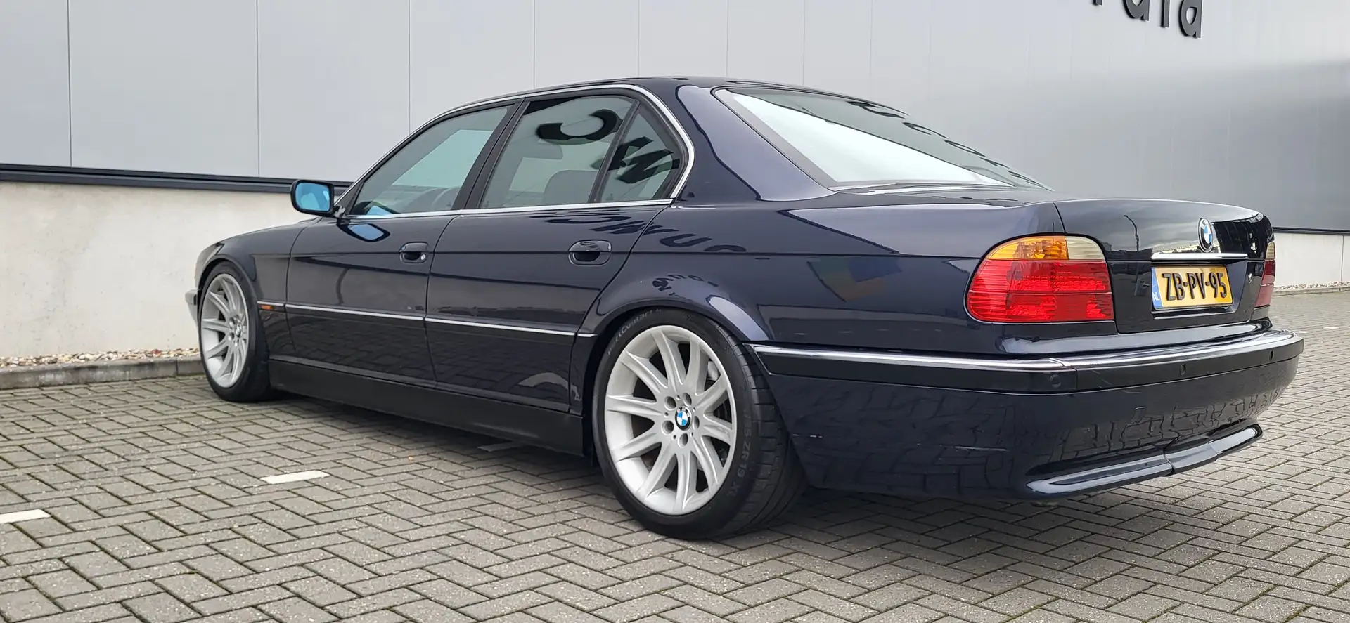 BMW 728 728i Executive Blauw - 2