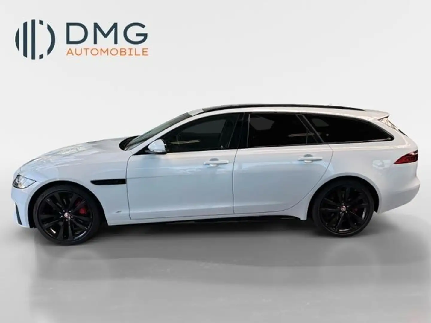 Jaguar XF Sportbrake S Белый - 1