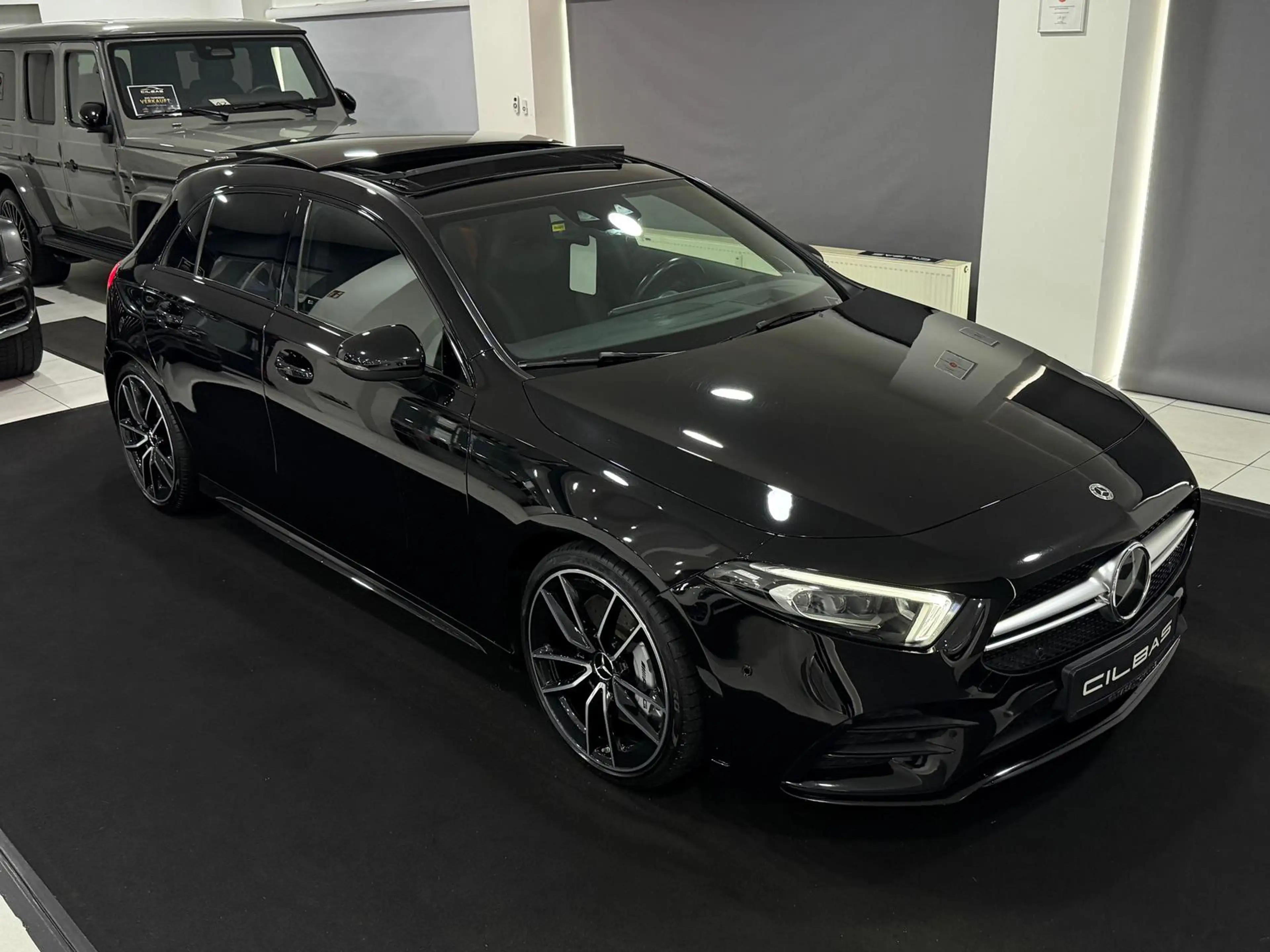 Mercedes-Benz A 35 AMG 4M*PANO*HUD*AMBI*KAM*LED*DISTR*CARPLAY* — photo 6