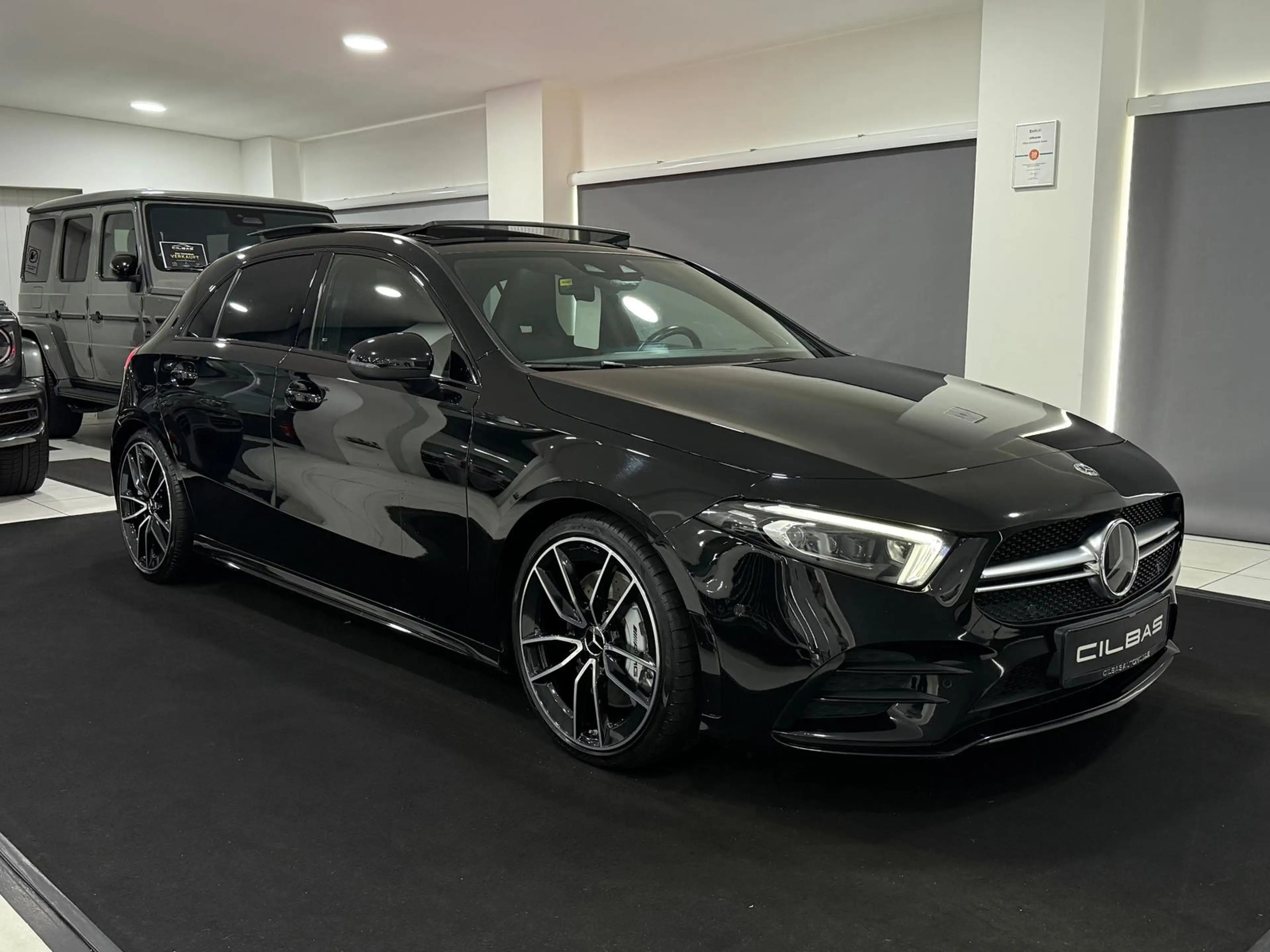 Mercedes-Benz A 35 AMG 4M*PANO*HUD*AMBI*KAM*LED*DISTR*CARPLAY* — photo 5