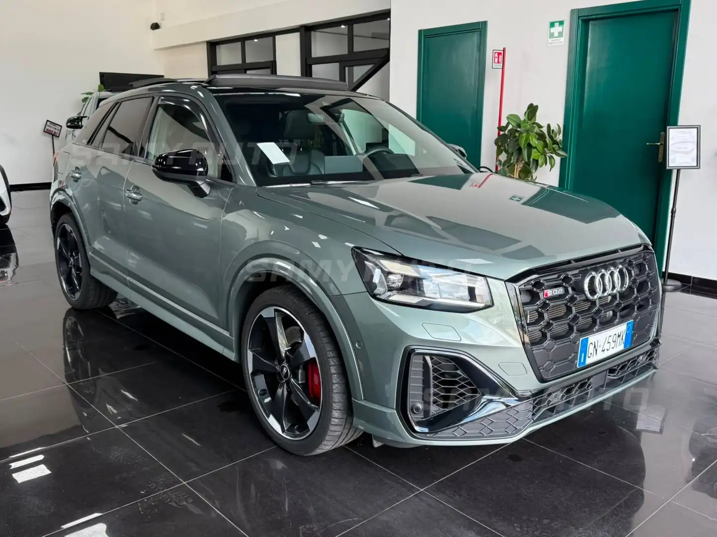 Audi SQ2 Q2 2.0 tfsi Sport quattro s-tronic Grau - 2