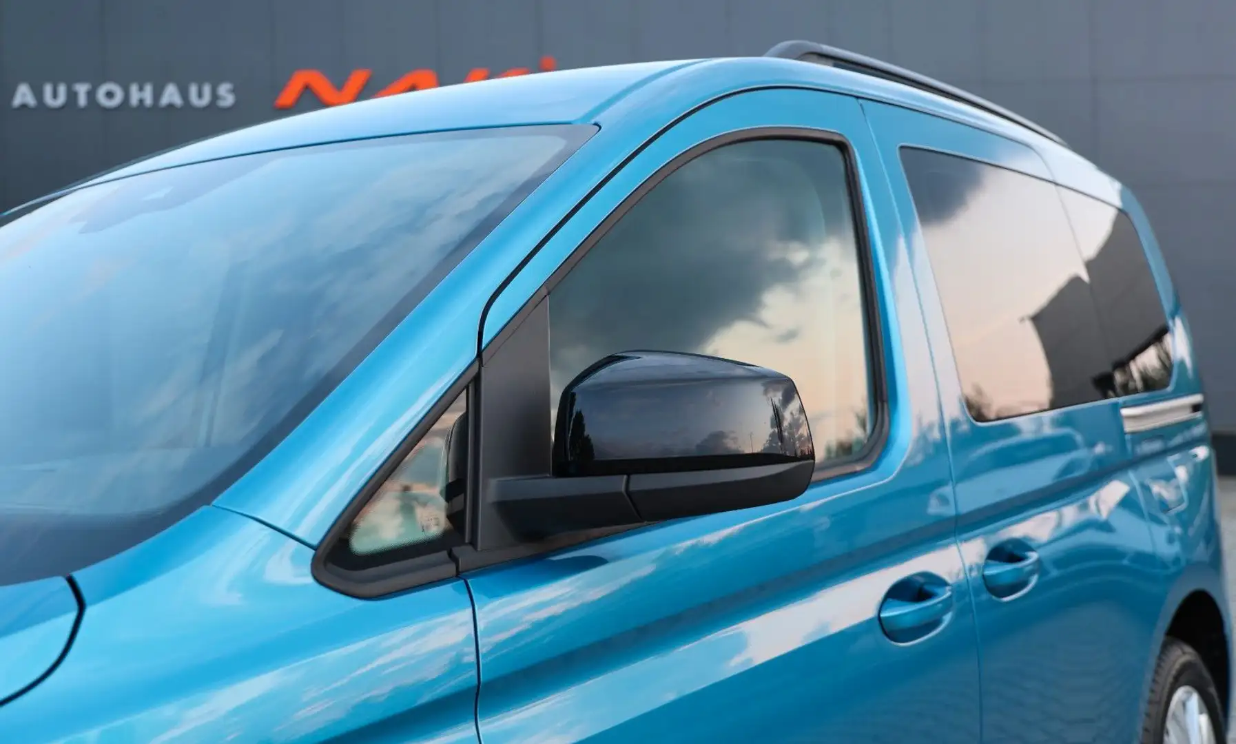 Volkswagen Caddy Life DAB SitzH App-Connect Sonderlack! Azul - 2