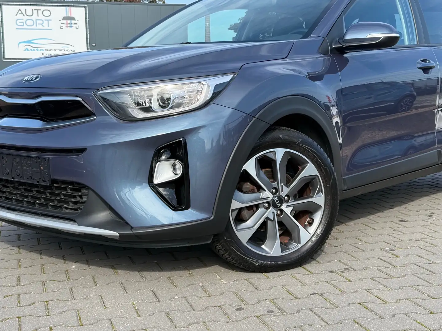 Kia Stonic 1.0 T-GDi DynamicLine | Climate control | Carplay Blauw - 2