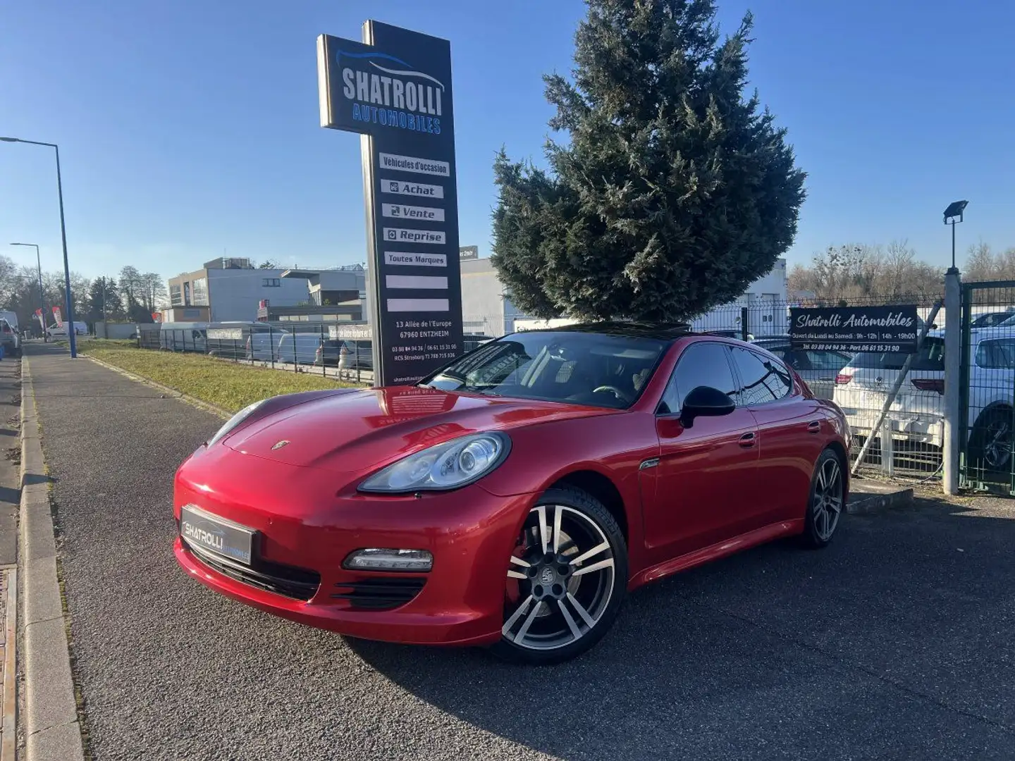 Porsche Panamera 4.8 i V8 4S PDK 400cH Boîte Auto FULL OPTIONS 91,000Kms Rood - 1