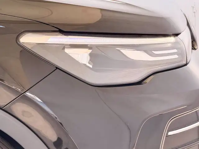 Volkswagen Tiguan view 15
