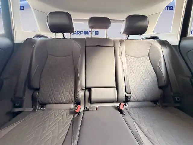 Volkswagen Tiguan view 11