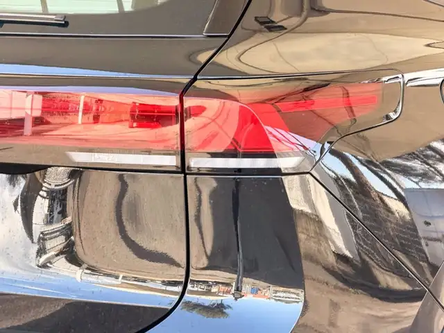 Volkswagen Tiguan view 18