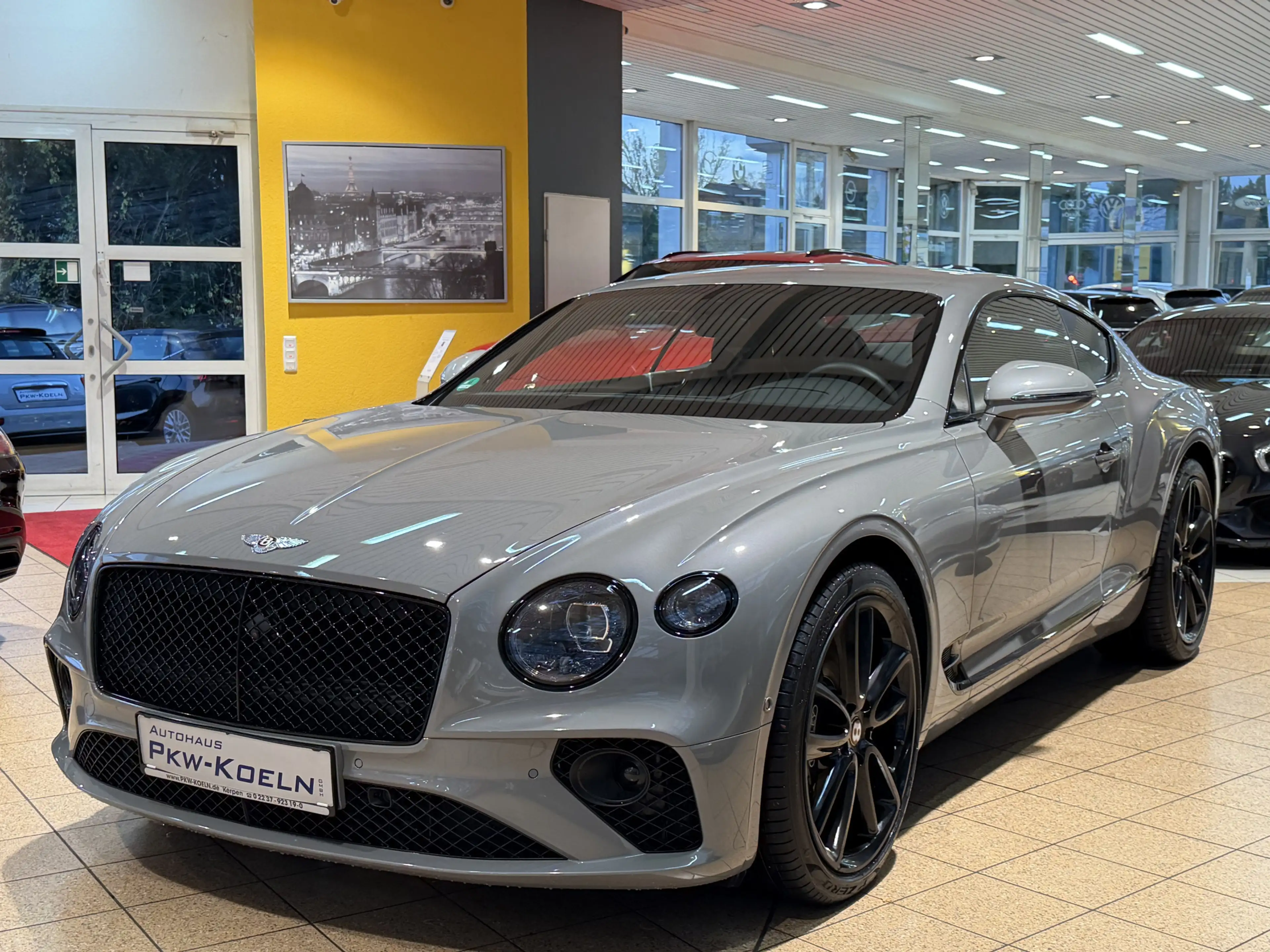 Bentley Continental GT V8 Mulliner *BLACK-LiNE*