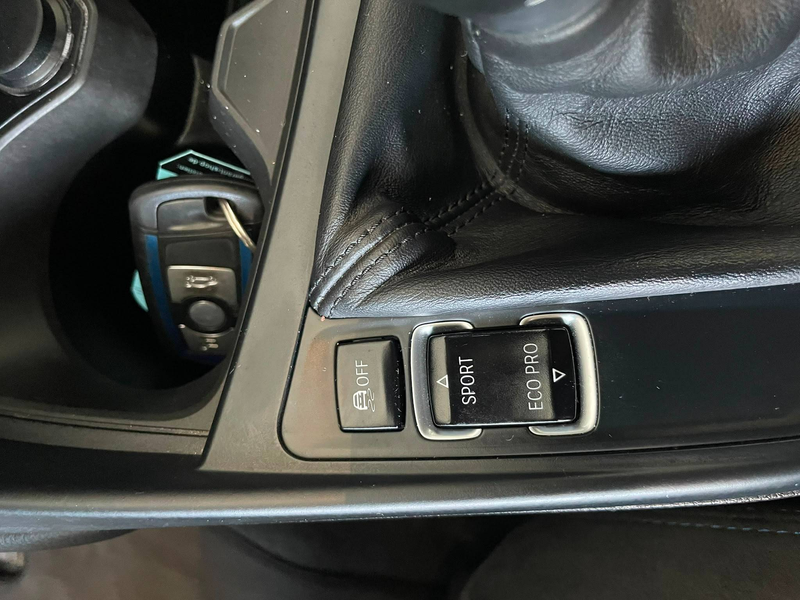 BMW 120 120d xDrive M Sport *8-Fach*Navi*Xenon*Shadow* — photo 11