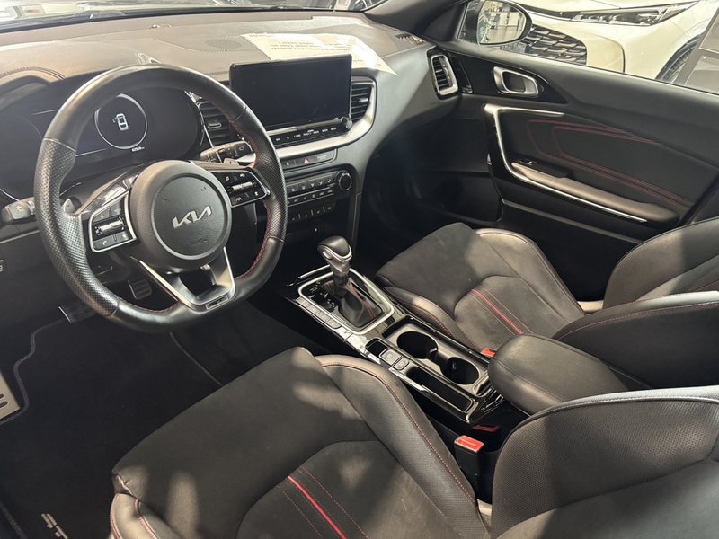 Kia ProCeed / pro_cee'd — photo 9