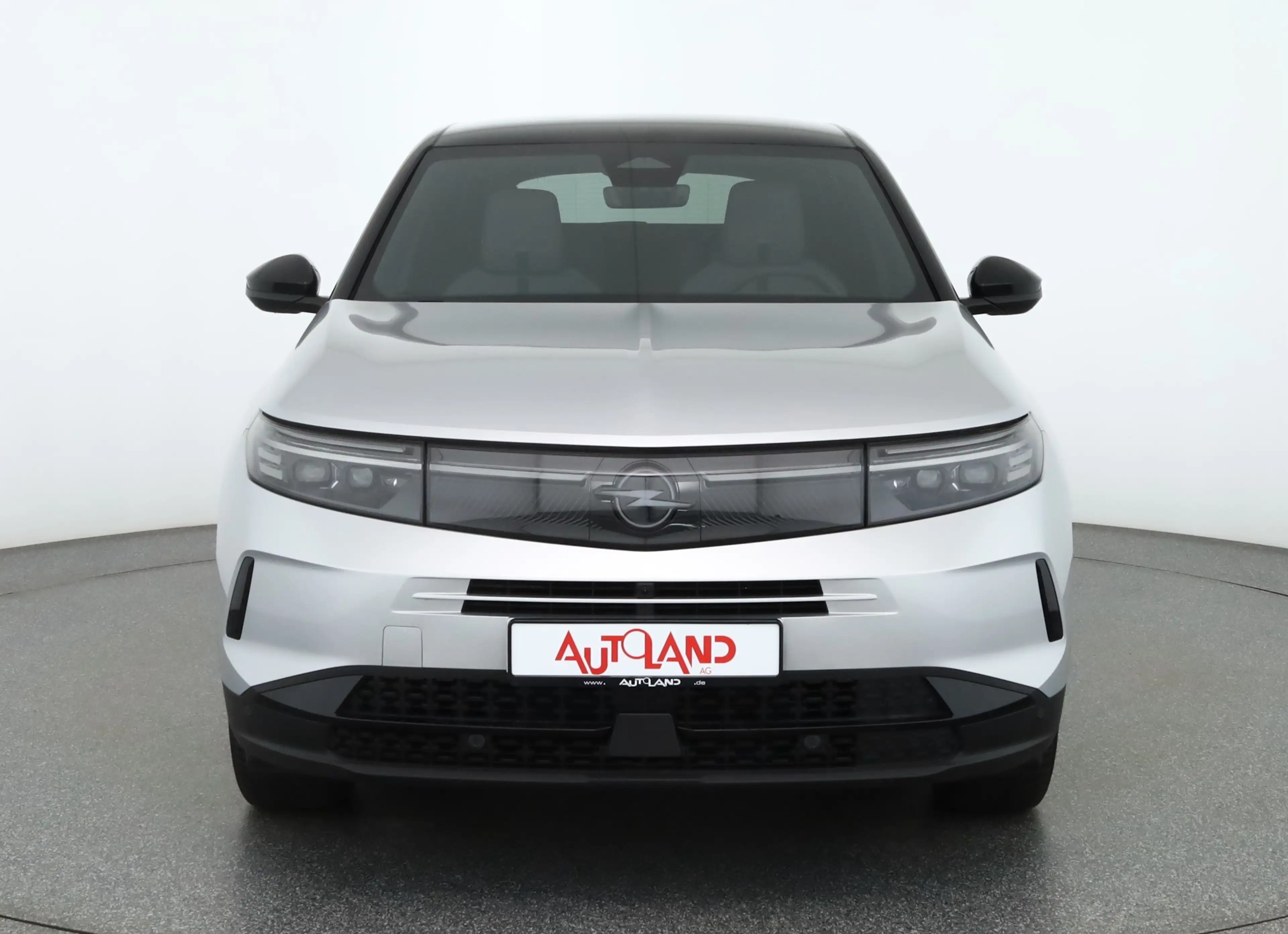 Opel Grandland GS 1.2DI Turbo Hybrid Aut. LED ACC Navi — photo 8