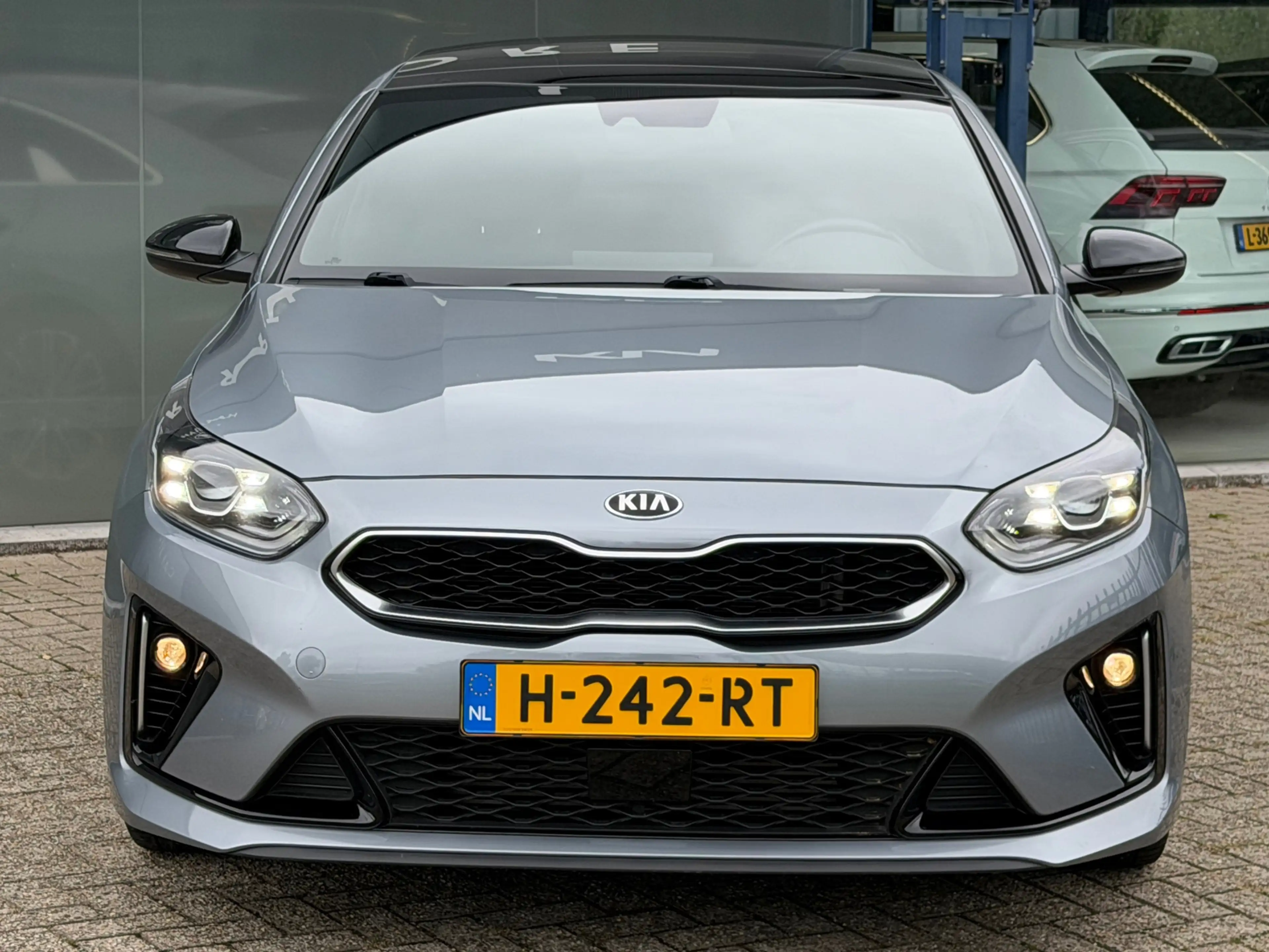 Kia ProCeed / pro_cee'd 1.4 T-GDI GT-PlusLine PANO/LED/Virtual/Camera/Eers — photo 4