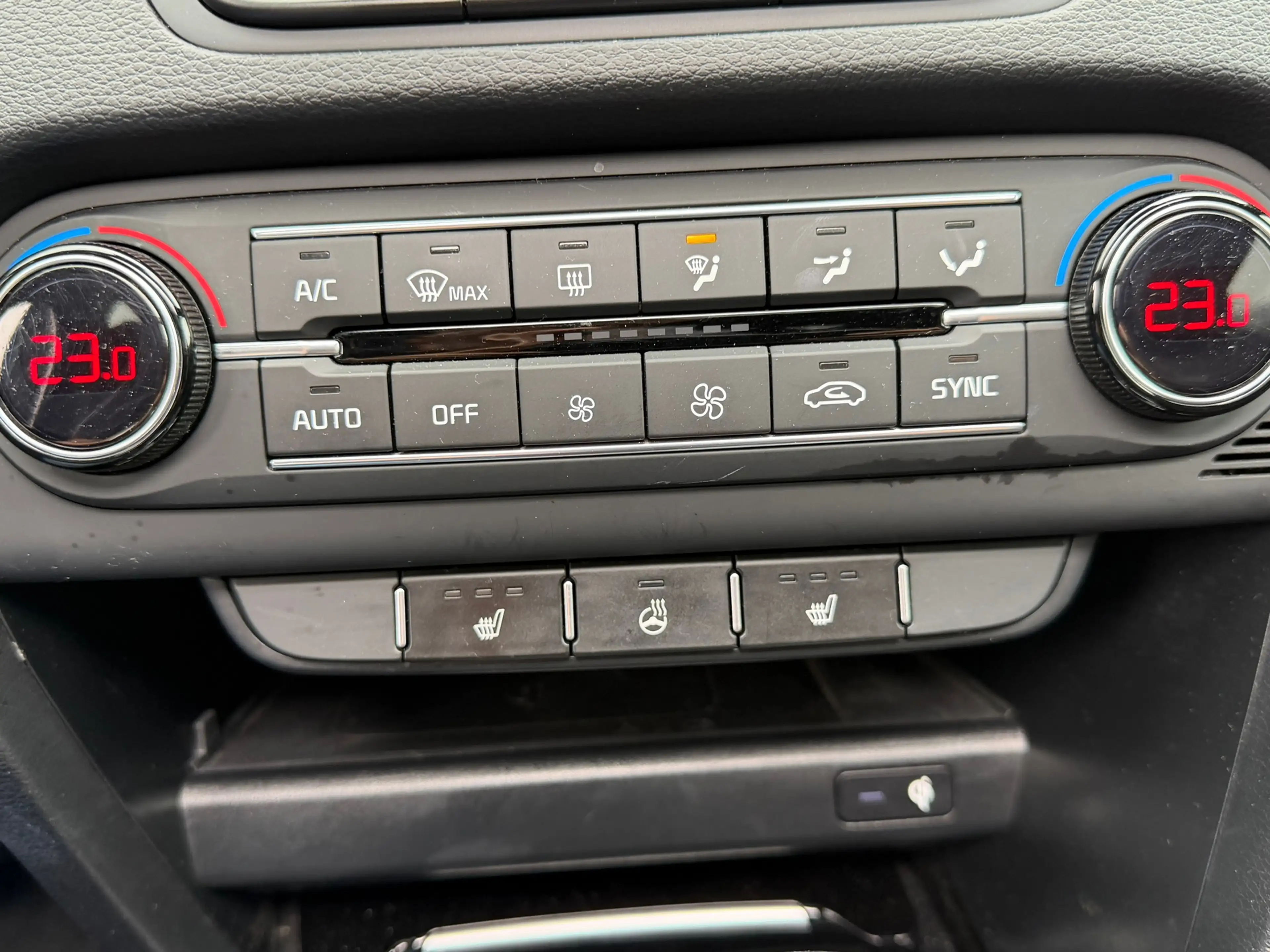 Kia ProCeed / pro_cee'd 1.4 T-GDI GT-PlusLine PANO/LED/Virtual/Camera/Eers — photo 21