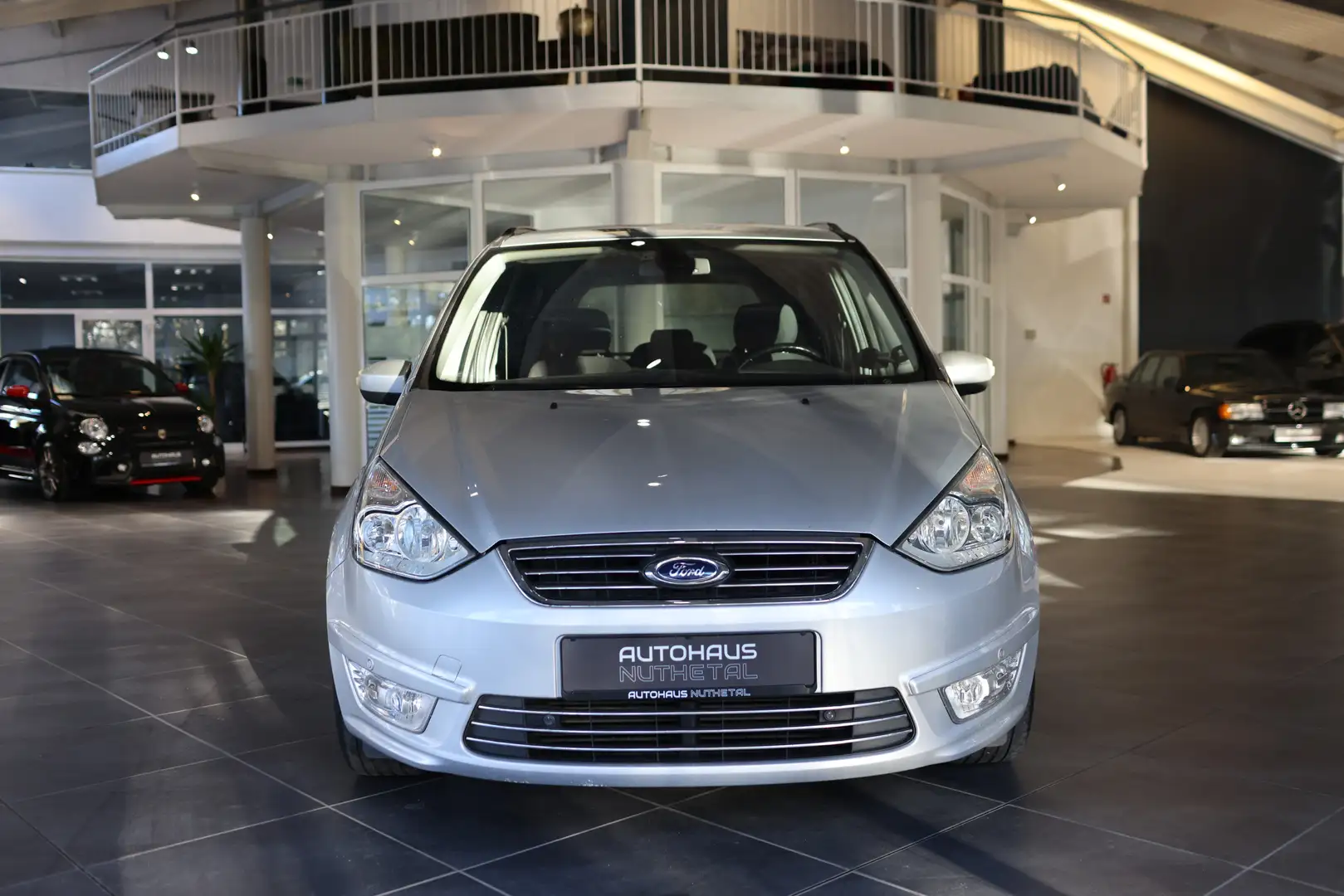 Ford Galaxy 2,0 TDCi TITANIUM 7-SITZER   1. BESITZ Silber - 2